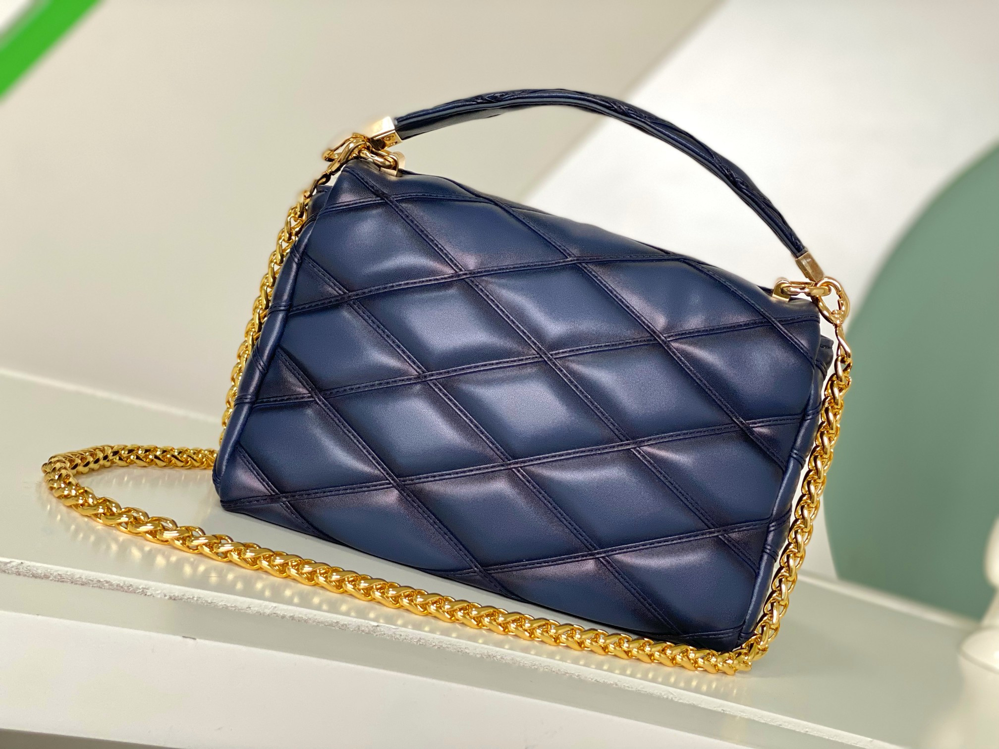 LOUIS VUITTON M14956 GO-14 MM 9.1 x 6.3 x 3.9 inches