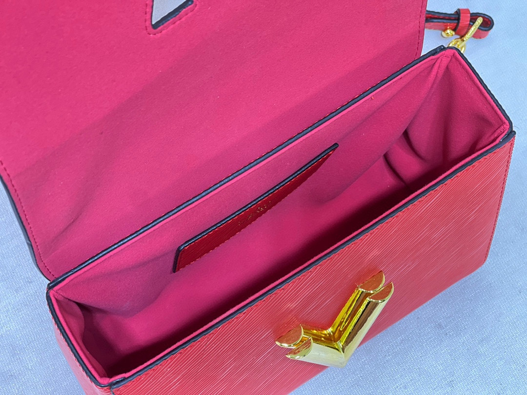 LOUIS VUITTON Twist MM Red 9.1 x 6.7 x 3.7 inches