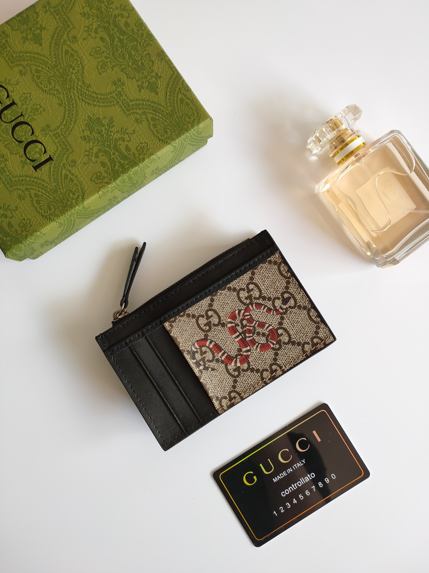 Gucci GG  CARD CASE WALLET