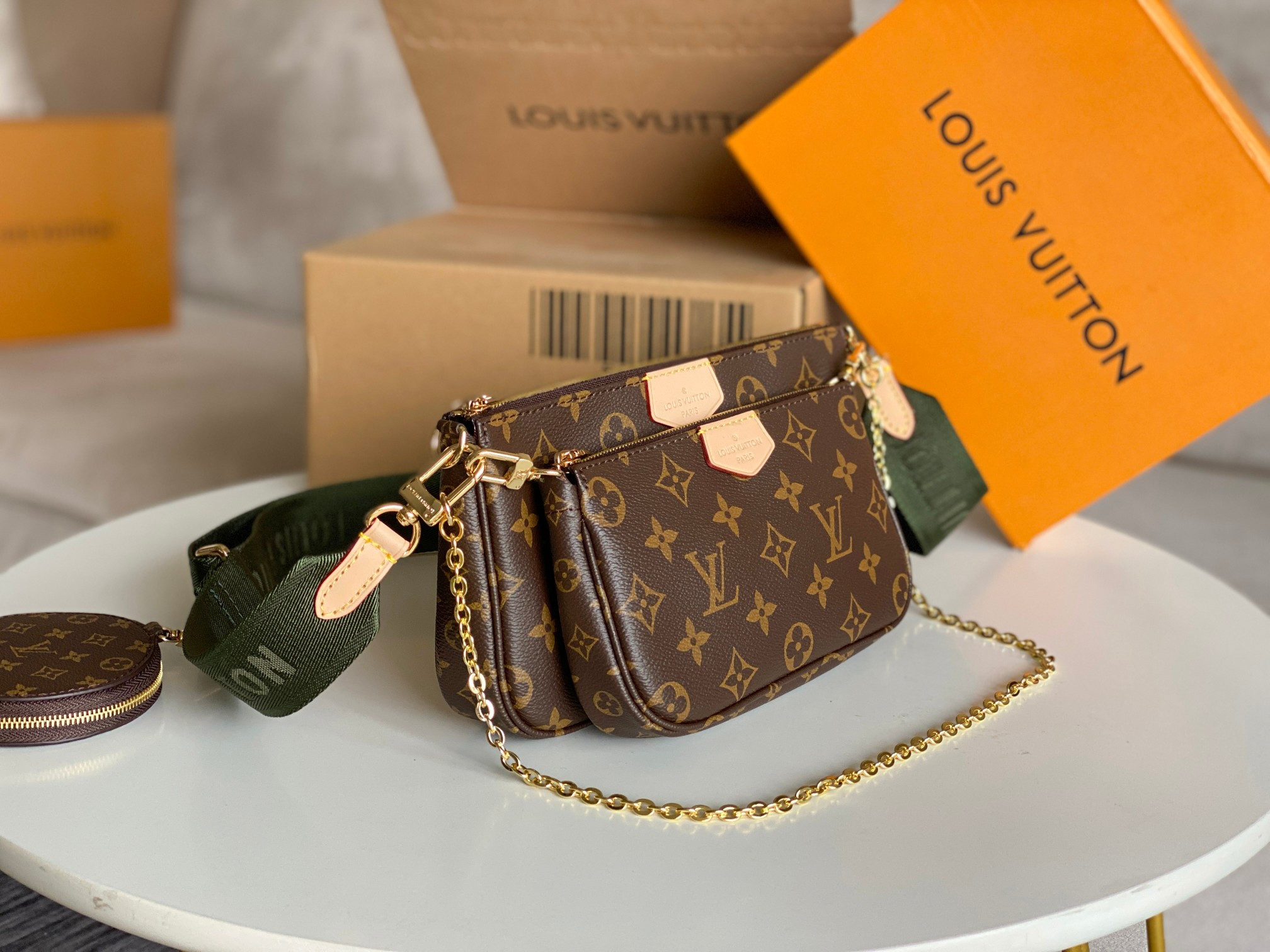 LOUIS VUITTON M44813 Multi Pochette Accessoires 9.4 x 5.3 x 1.6 inches