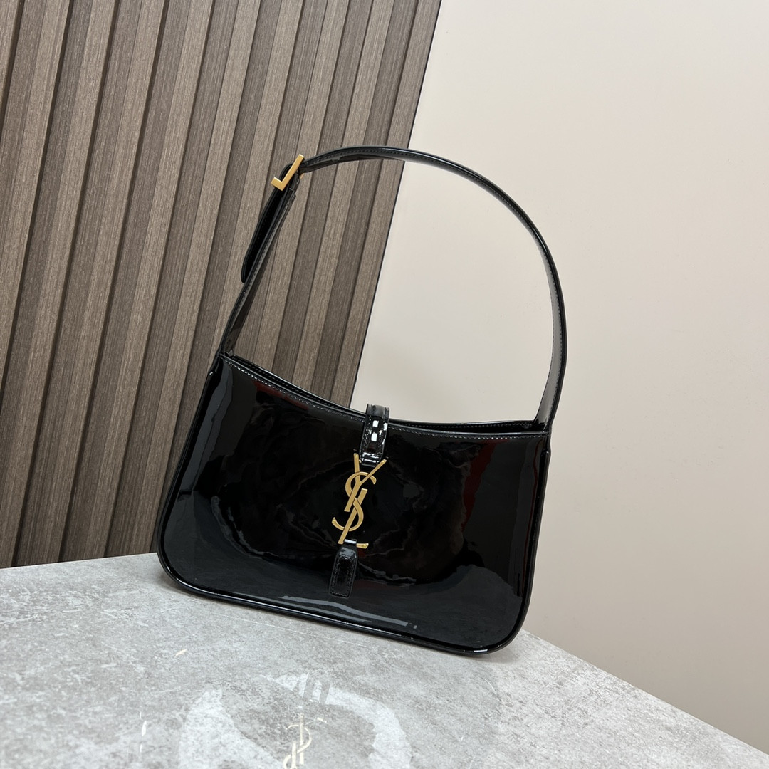 YSL LE 5 À 7 IN SHINY LEATHER BLACK 9 X 6.3 X 2.5 INCHES