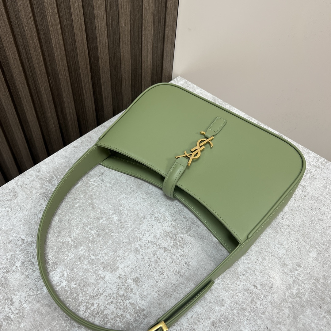 YSL LE 5 À 7 IN SMOOTH LEATHER GREEN 9 X 6.3 X 2.5 INCHES