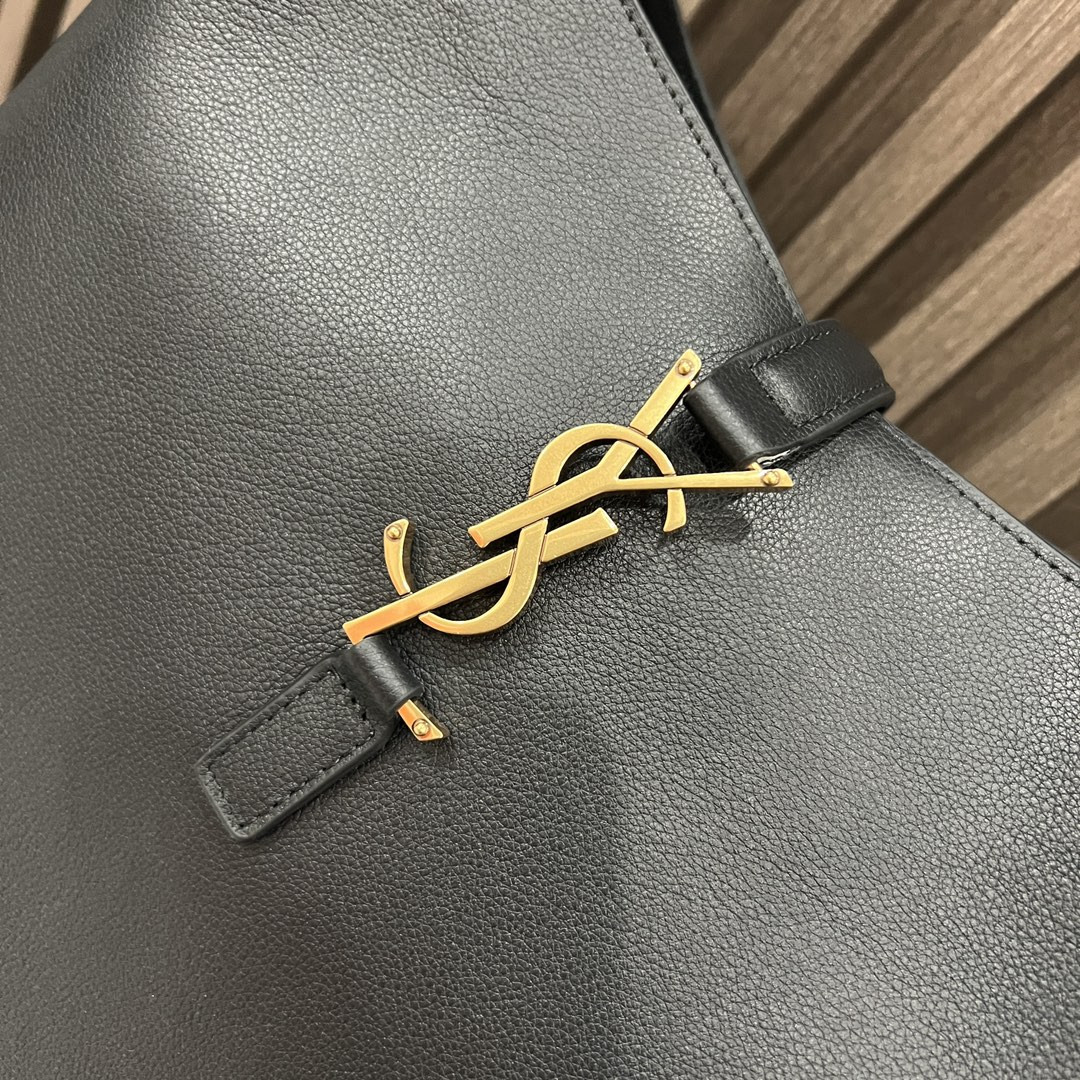 YSL LE 5 À 7 SUPPLE LARGE IN SMOOTH LEATHER BLACK 11.8" X 11" X 4.3"