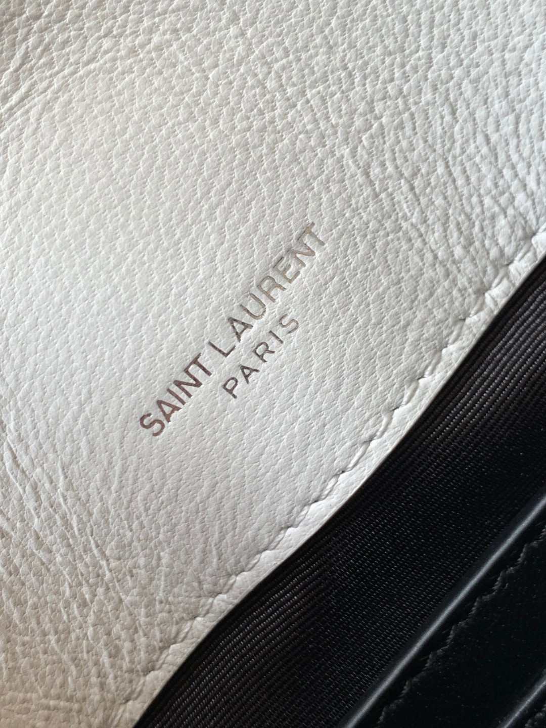 YSL COLLEGE MEDIUM IN QUILTED LEATHER white silver 9.4 X 6.6 X 2.5 INCHES
