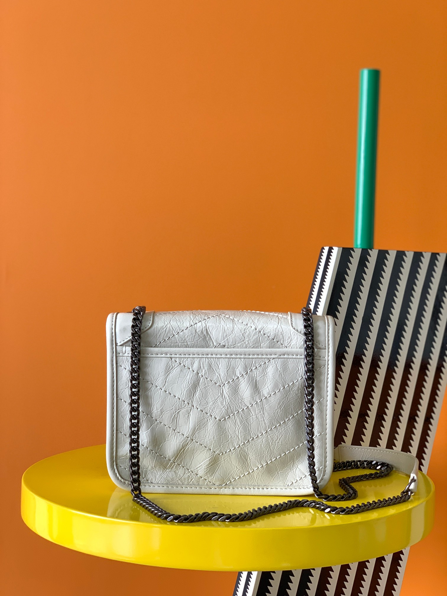 YSL NIKI CHAIN WALLET IN SHINY LEATHER WHITE 19 x 15 x 6 CM