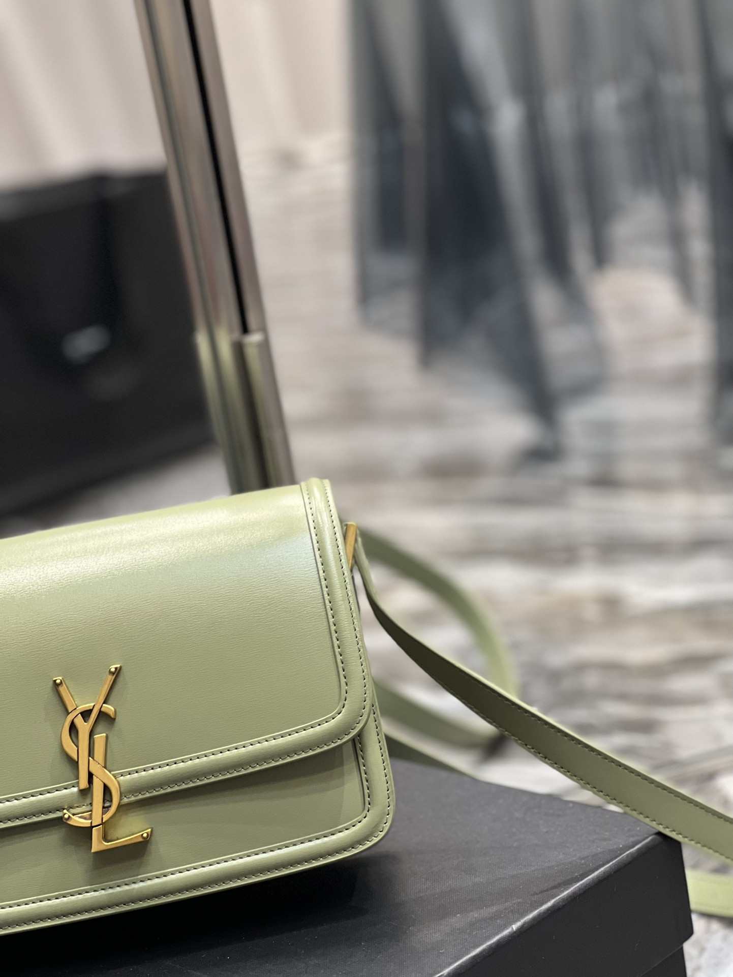 YSL SOLFERINO MEDIUM SATCHEL IN BOX SAINT LAURENT LIGHT GREEN 9.1 X 6.3 X 2.4 INCHES