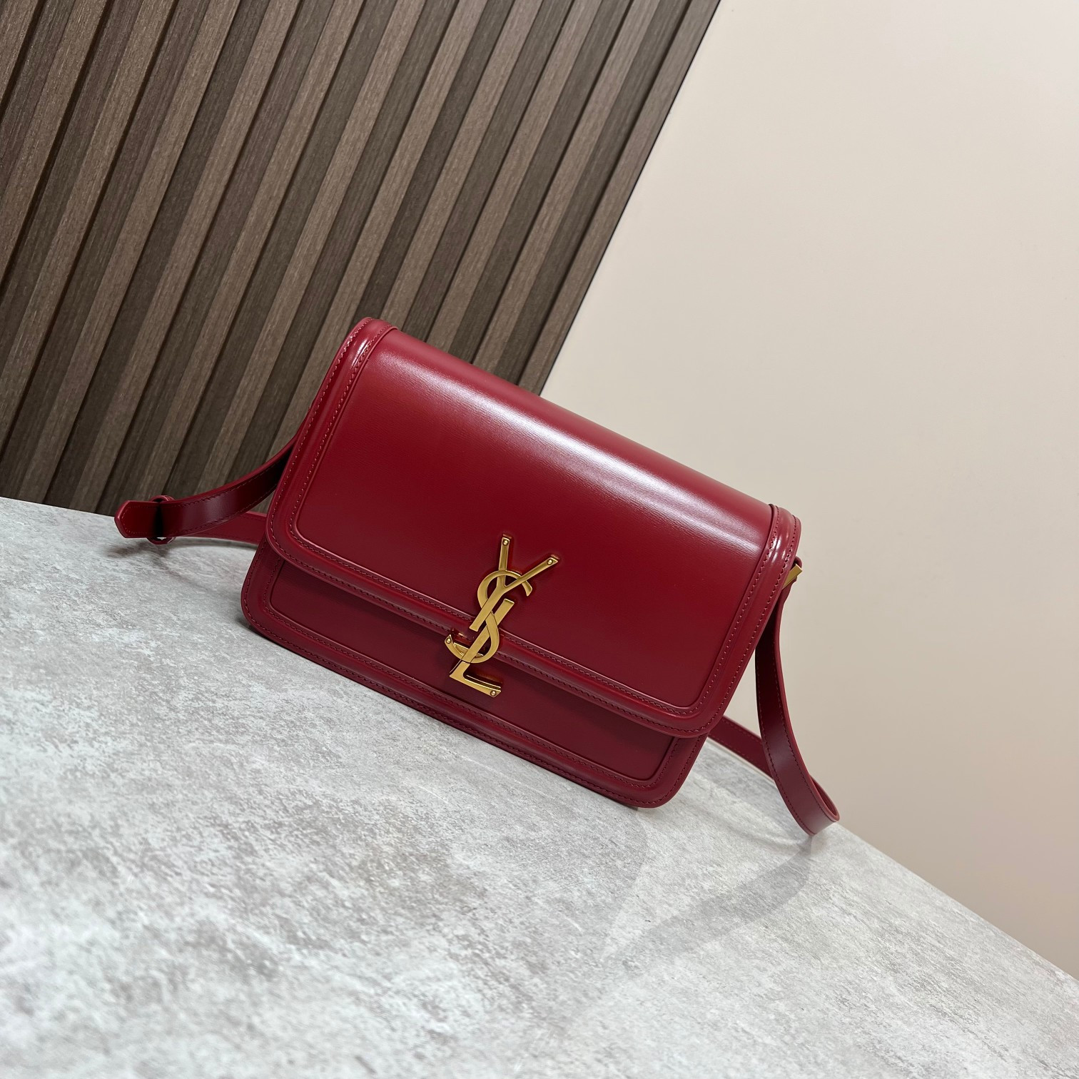 YSL SOLFERINO MEDIUM SATCHEL IN BOX SAINT LAURENT RED 9.1 X 6.3 X 2.4 INCHES