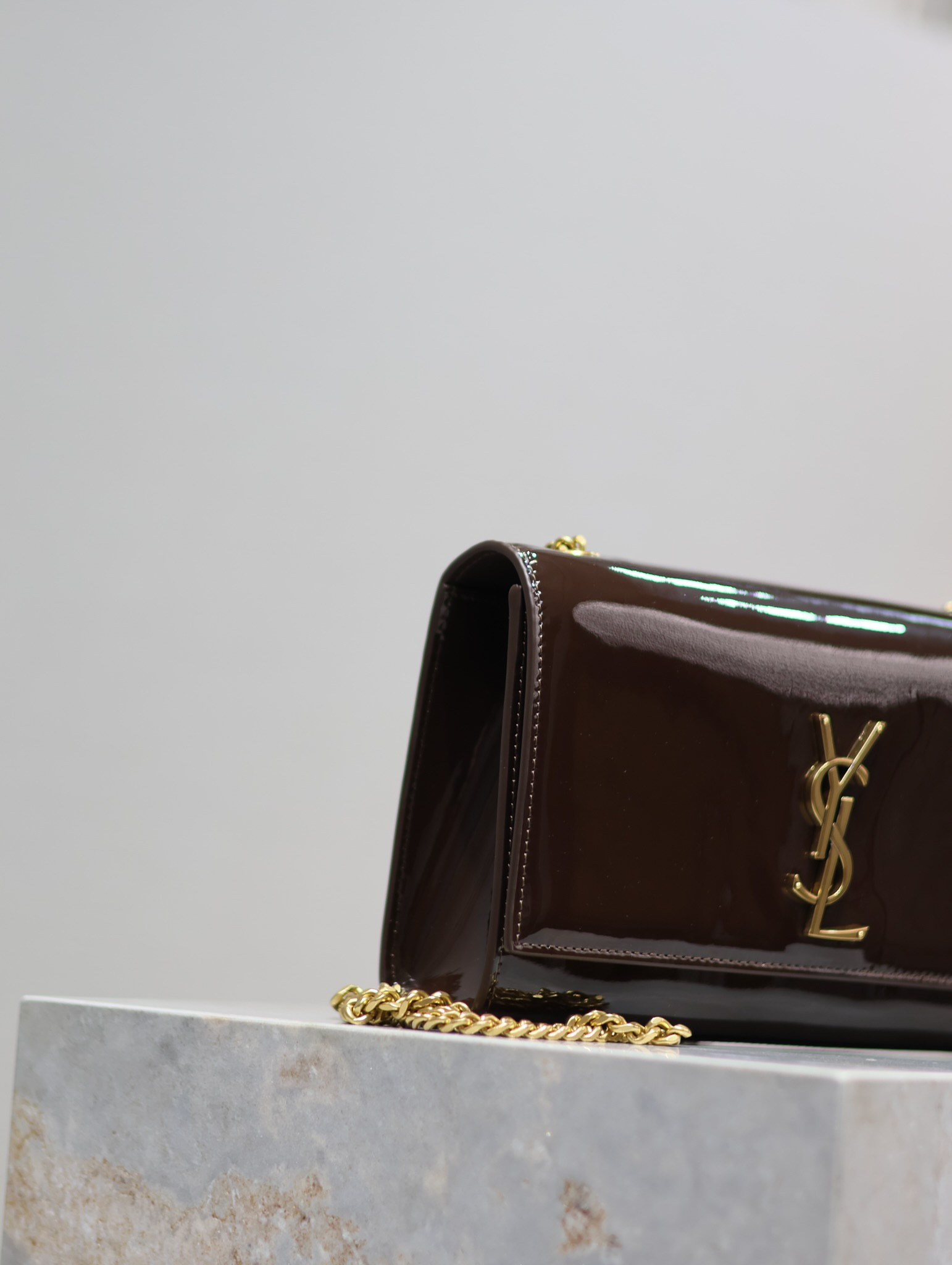 YSL KATE MEDIUM IN SHINY LEATHER BROWN 9.4 X 5.7 X 2.1 INCHES