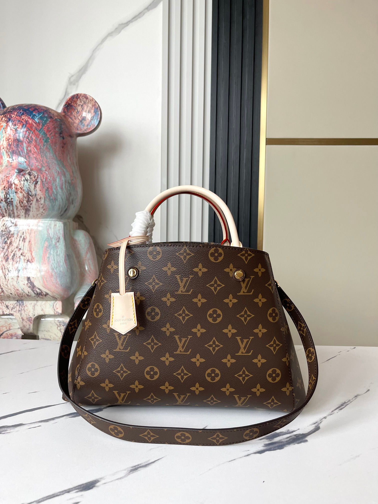 LV M41056  MONTAIGNE BB 29 x 20 x 13 cm
