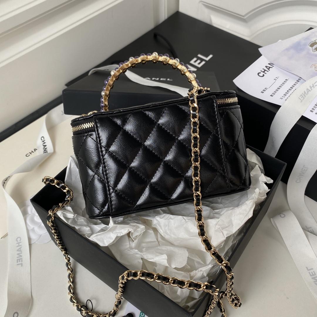 CHANEL 24P CHAIN LEATHER SQUARE BOX SHOULDER BAG 16x10x8cm