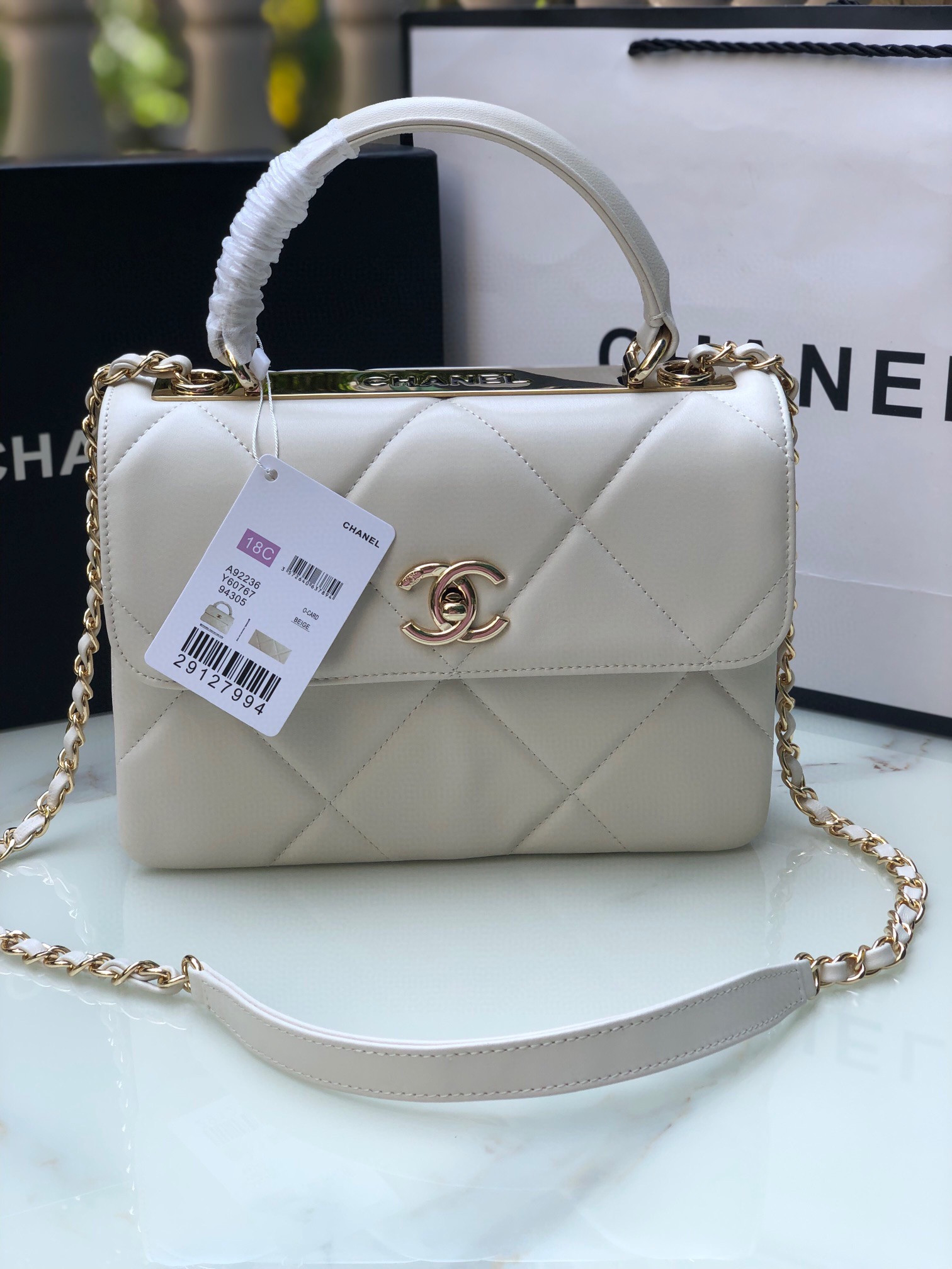 CHANEL FLAP BAG WITH TOP HANDLE 6.6 × 9.8 × 4.7 in