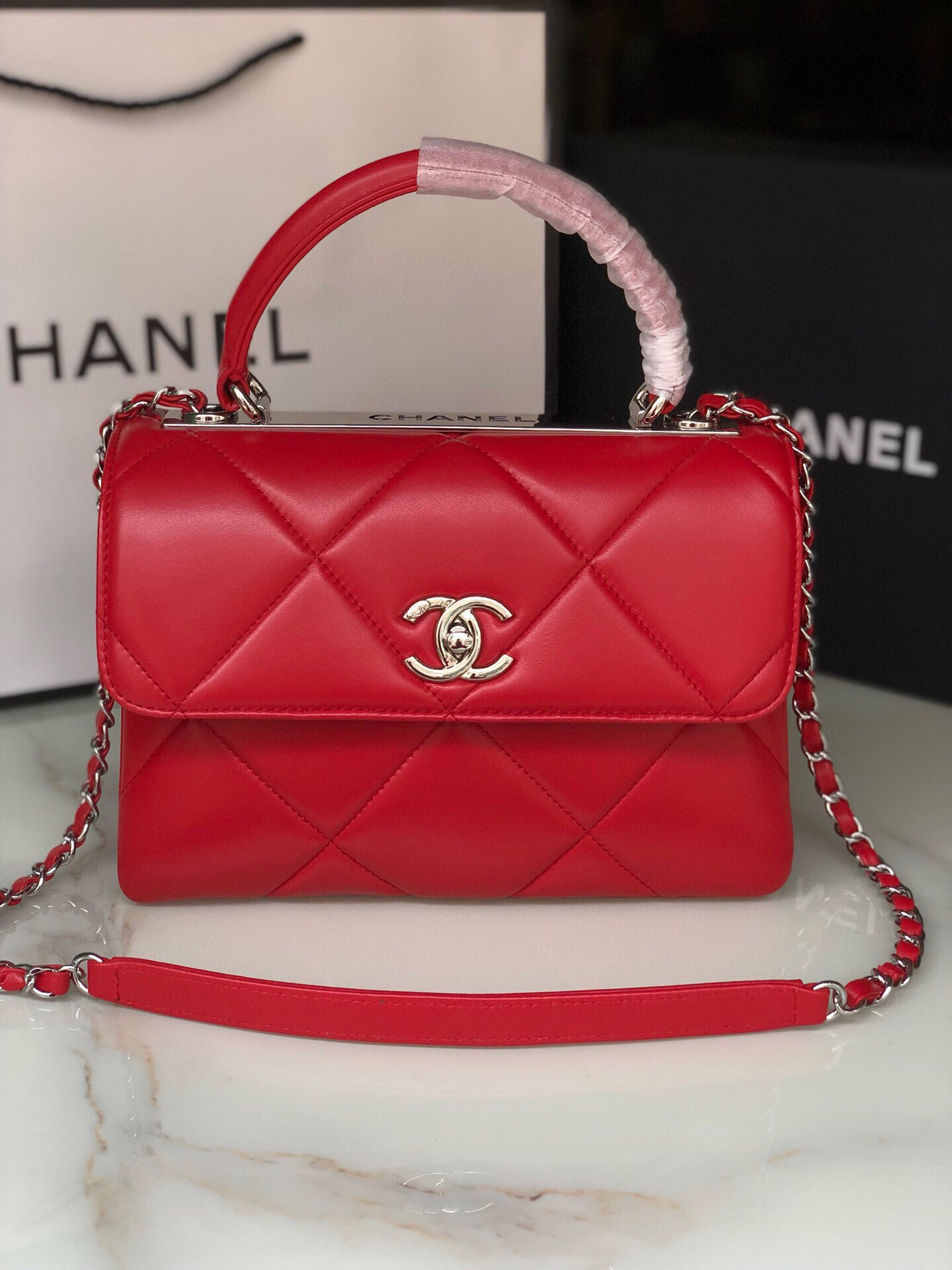 CHANEL FLAP BAG WITH TOP HANDLE 6.6 × 9.8 × 4.7 in