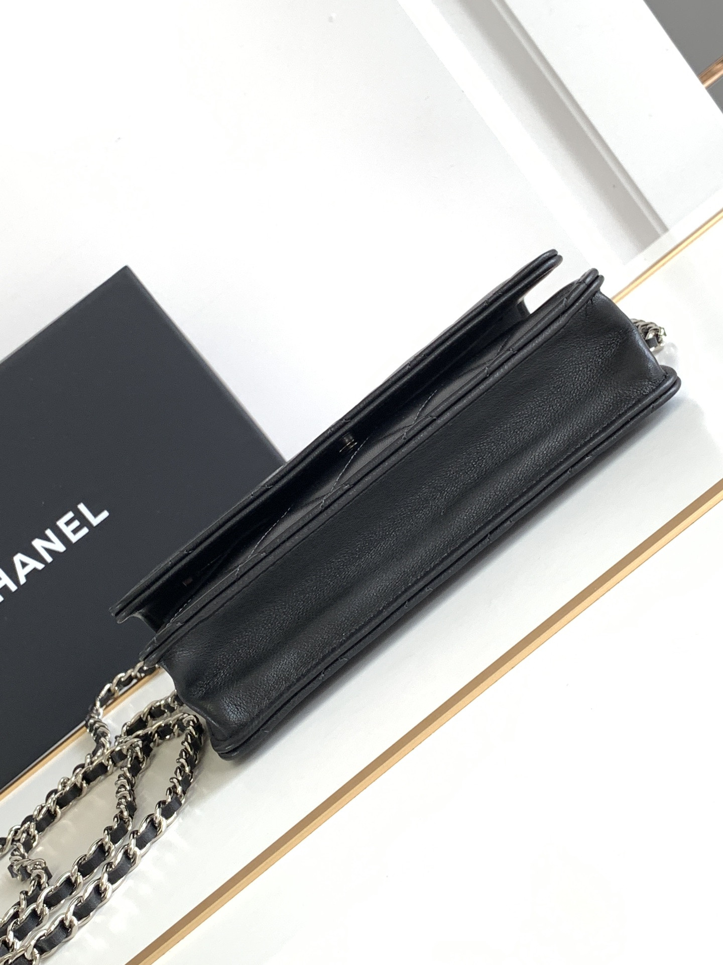CHANEL CLASSIC WALLET ON CHAIN 4.8 × 7.5 × 1.4 in