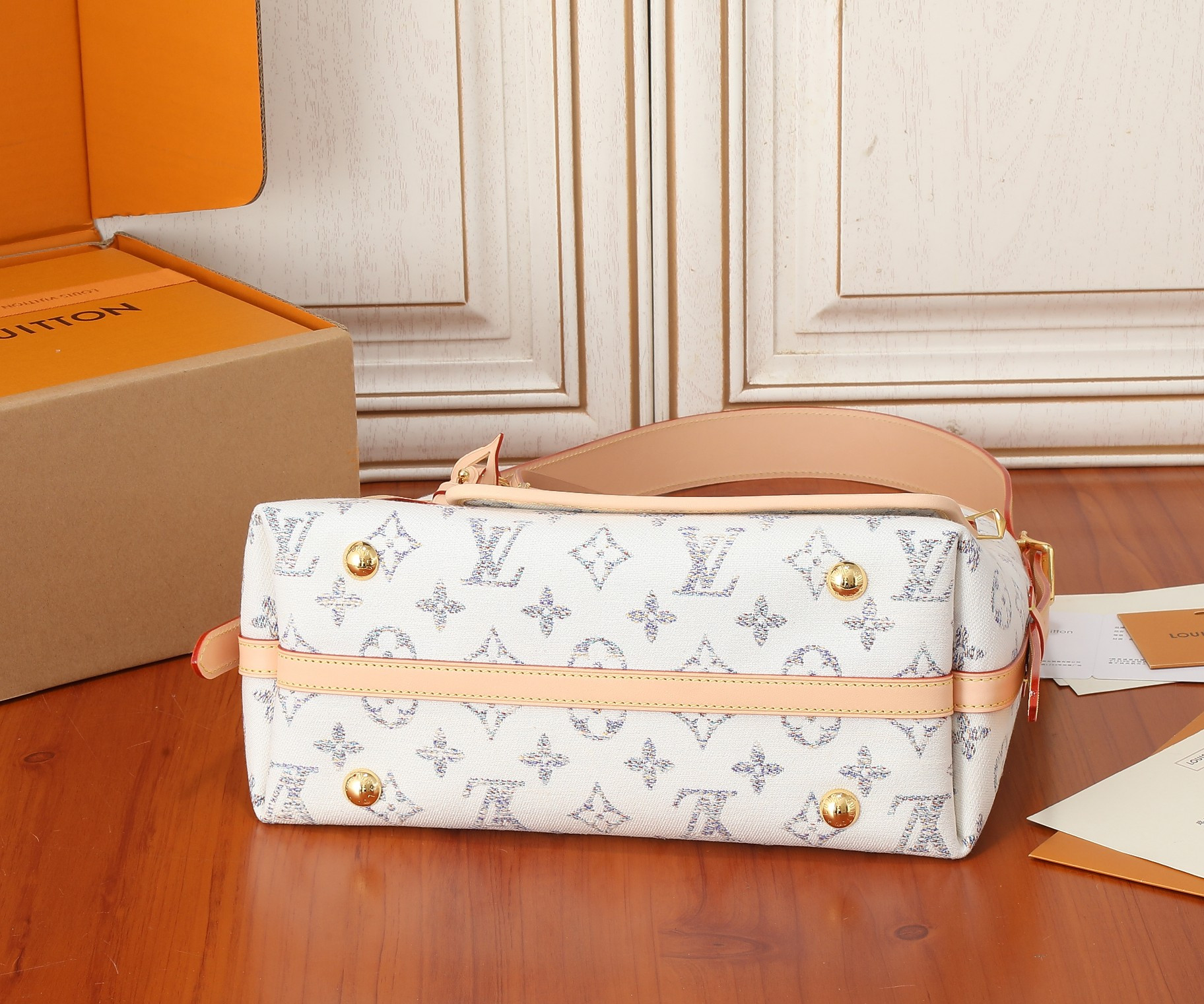 LV CarryAll PM  M24707 11.6x9.4x4.7 inches