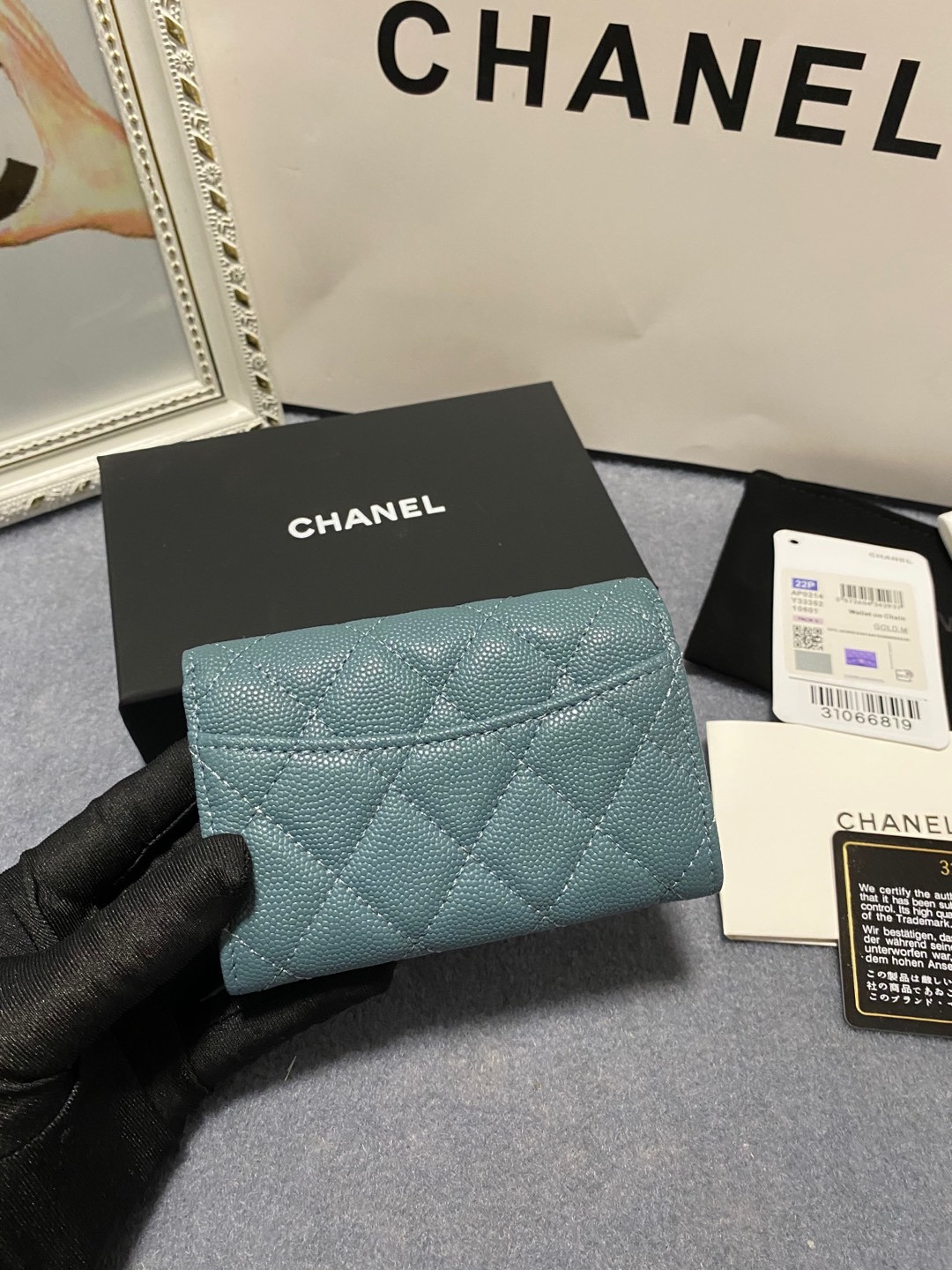 CHANEL CARD HOLDER 11.3 x 7.5 x 2.5 cm