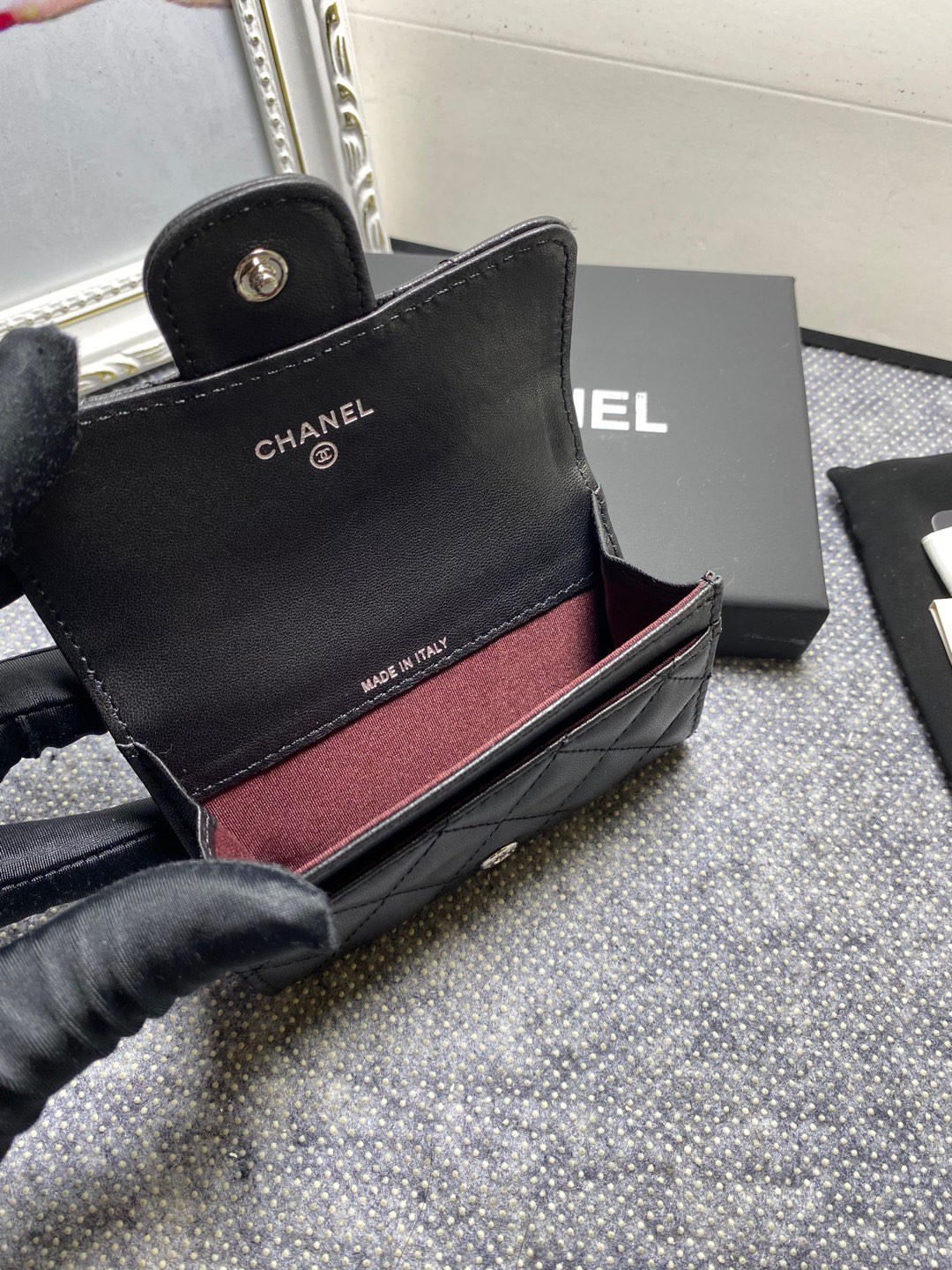 CHANEL CARD HOLDER 11.3 x 7.5 x 2.5 cm