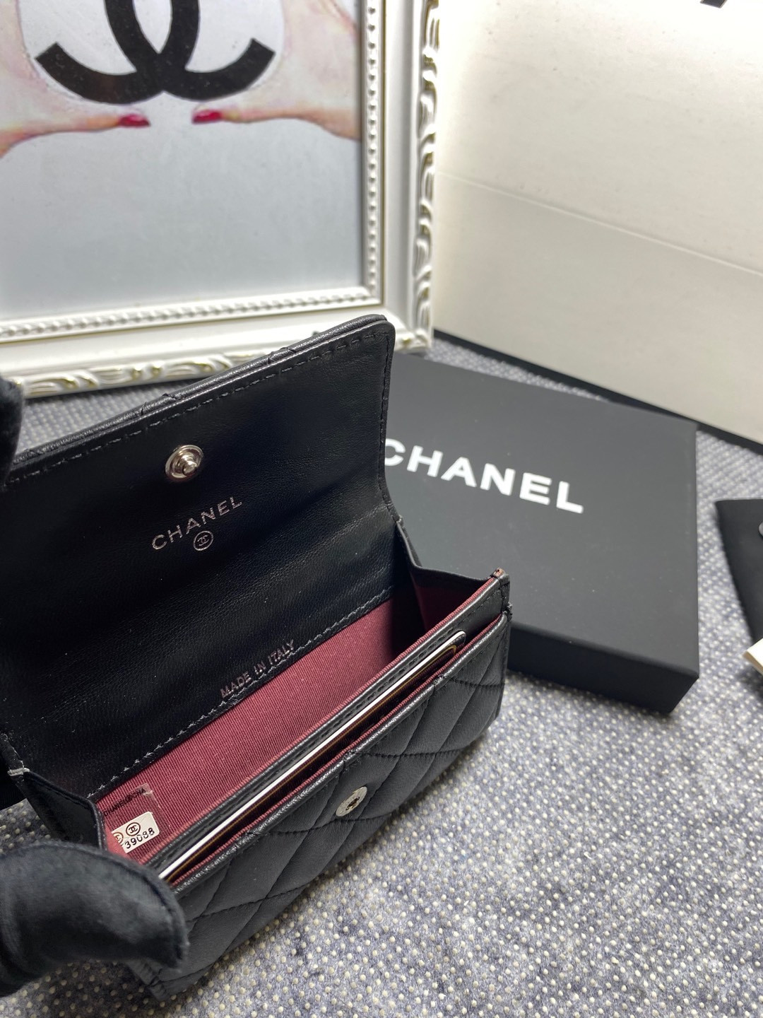 CHANEL CARD HOLDER 11.3 x 7.5 x 2.5 cm