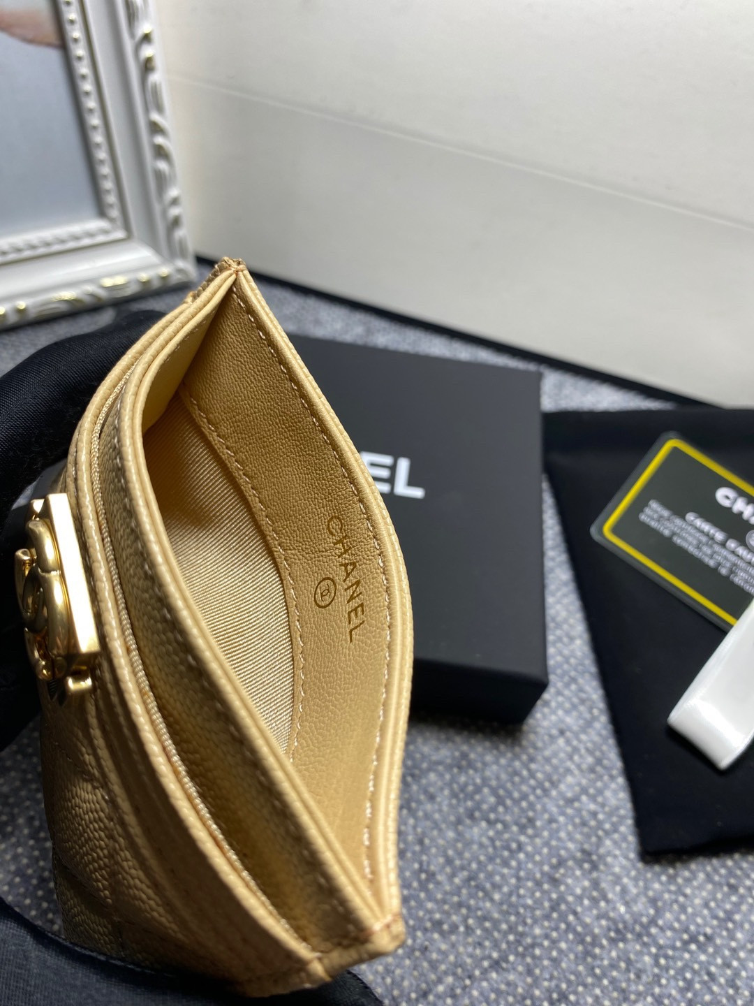 CHANEL CARD HOLDER 10cm