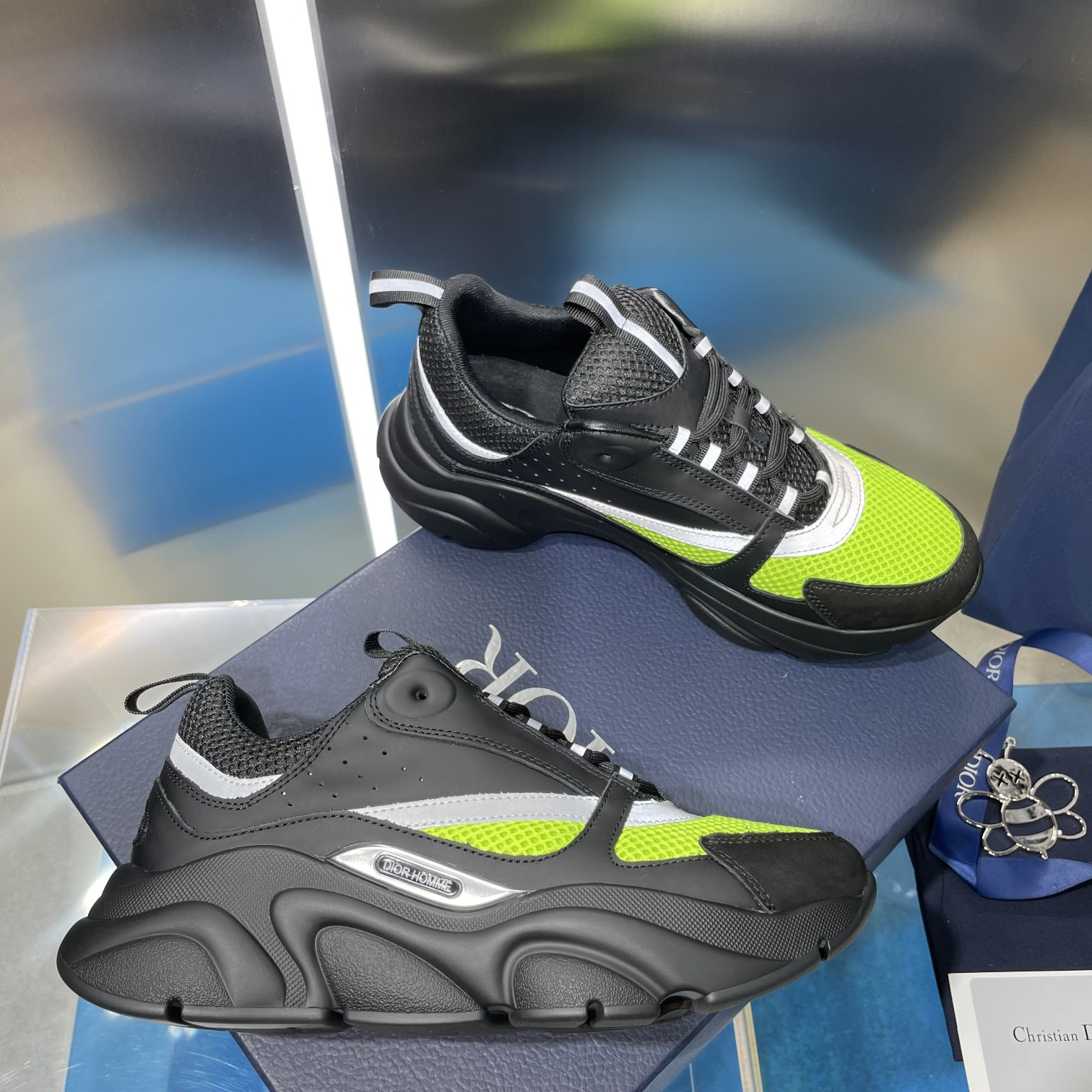 UA Dior B22 black and green Sneaker