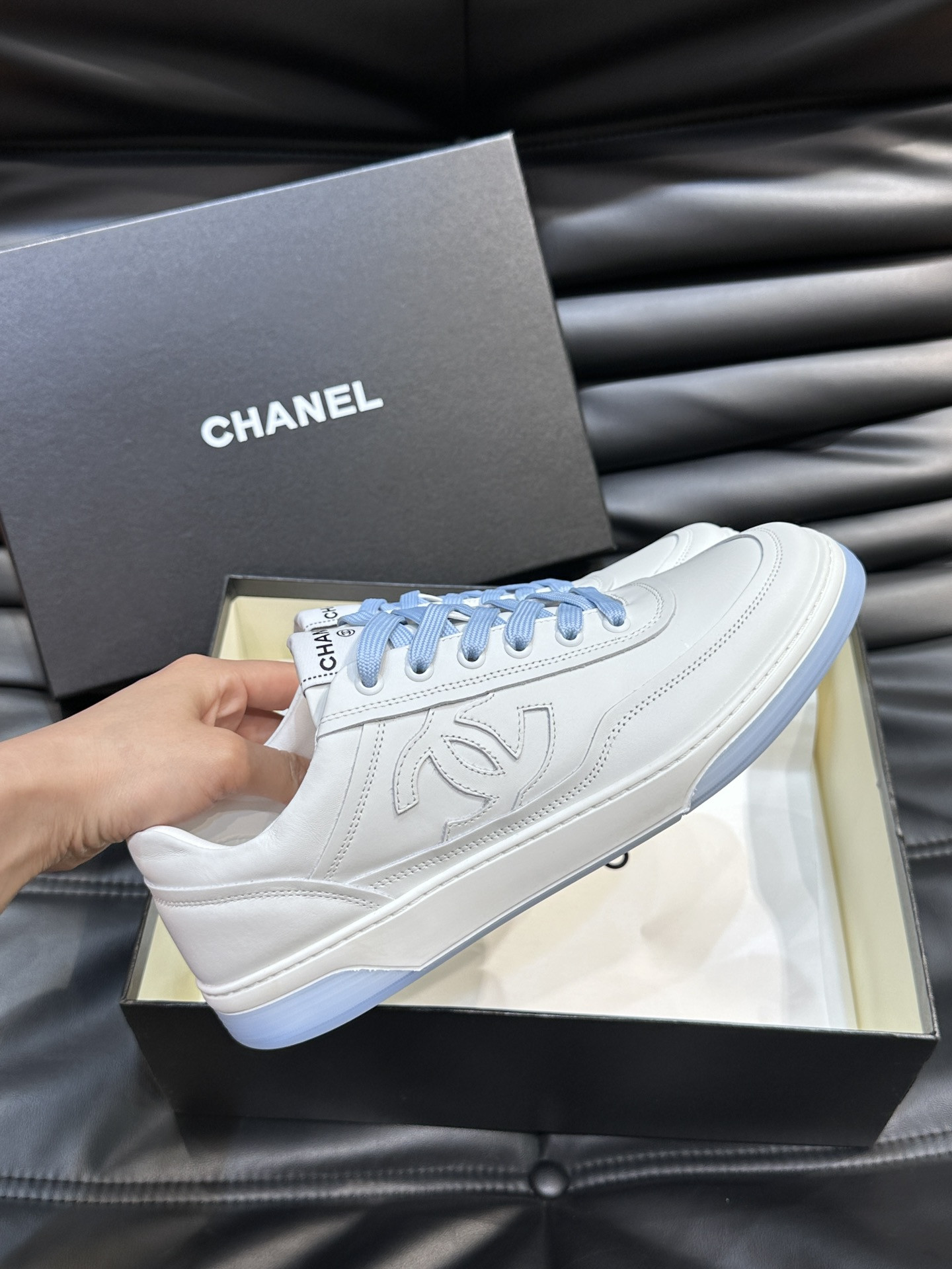 UA CHANEL SNEAKER Calfskin