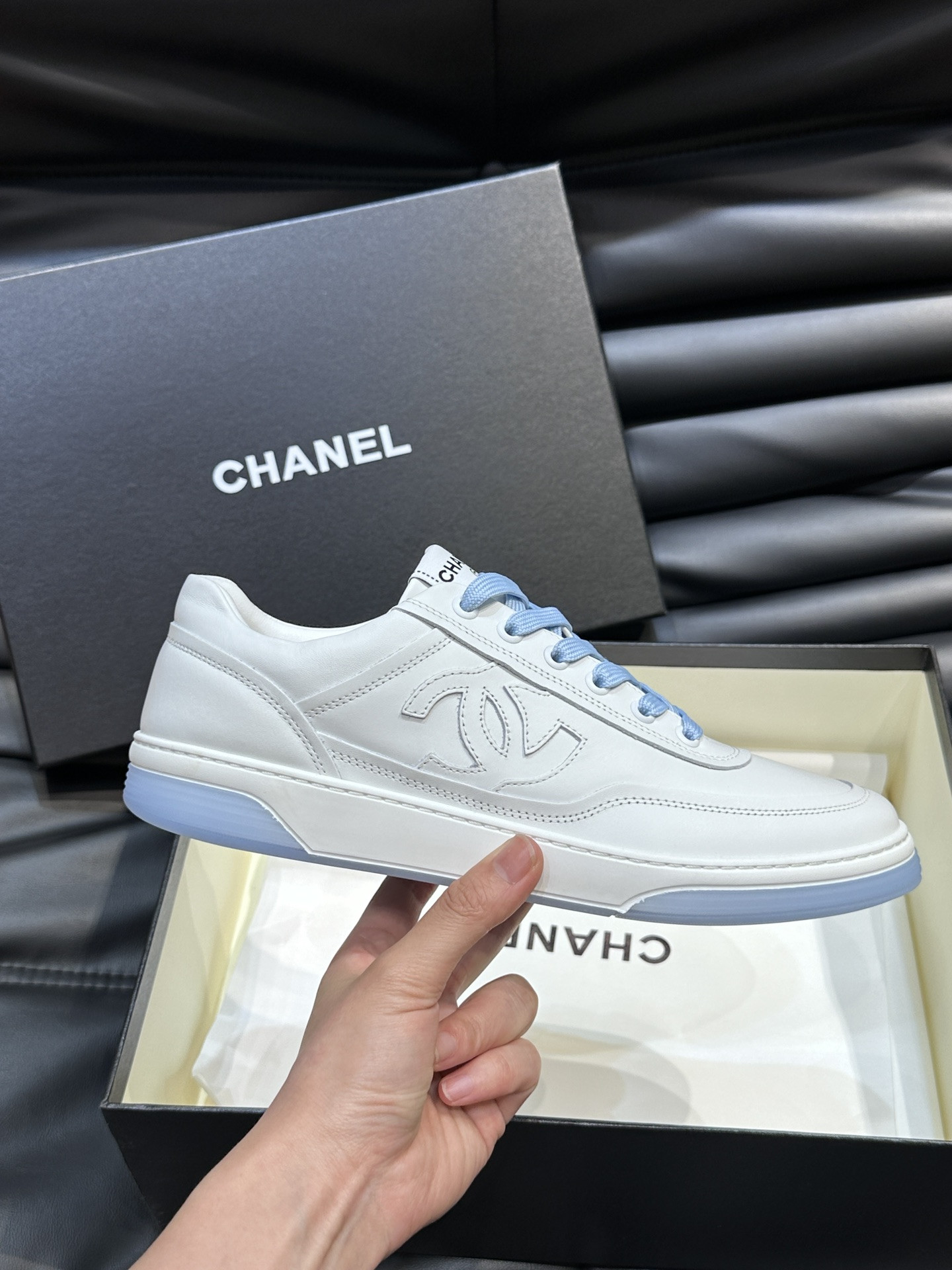 UA CHANEL SNEAKER Calfskin