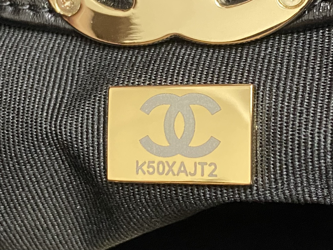 CHANEL MINI SHOPPING BAG Shiny Lambskin & Gold-Tone Metal Black 22x23x5.5cm