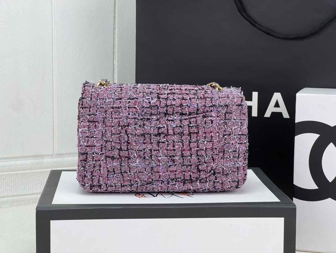 CHANEL MINI CLASSIC 11.12 HANDBAG Tweed & Gold-Tone Metal 4.7 × 7.8 × 2.3 in