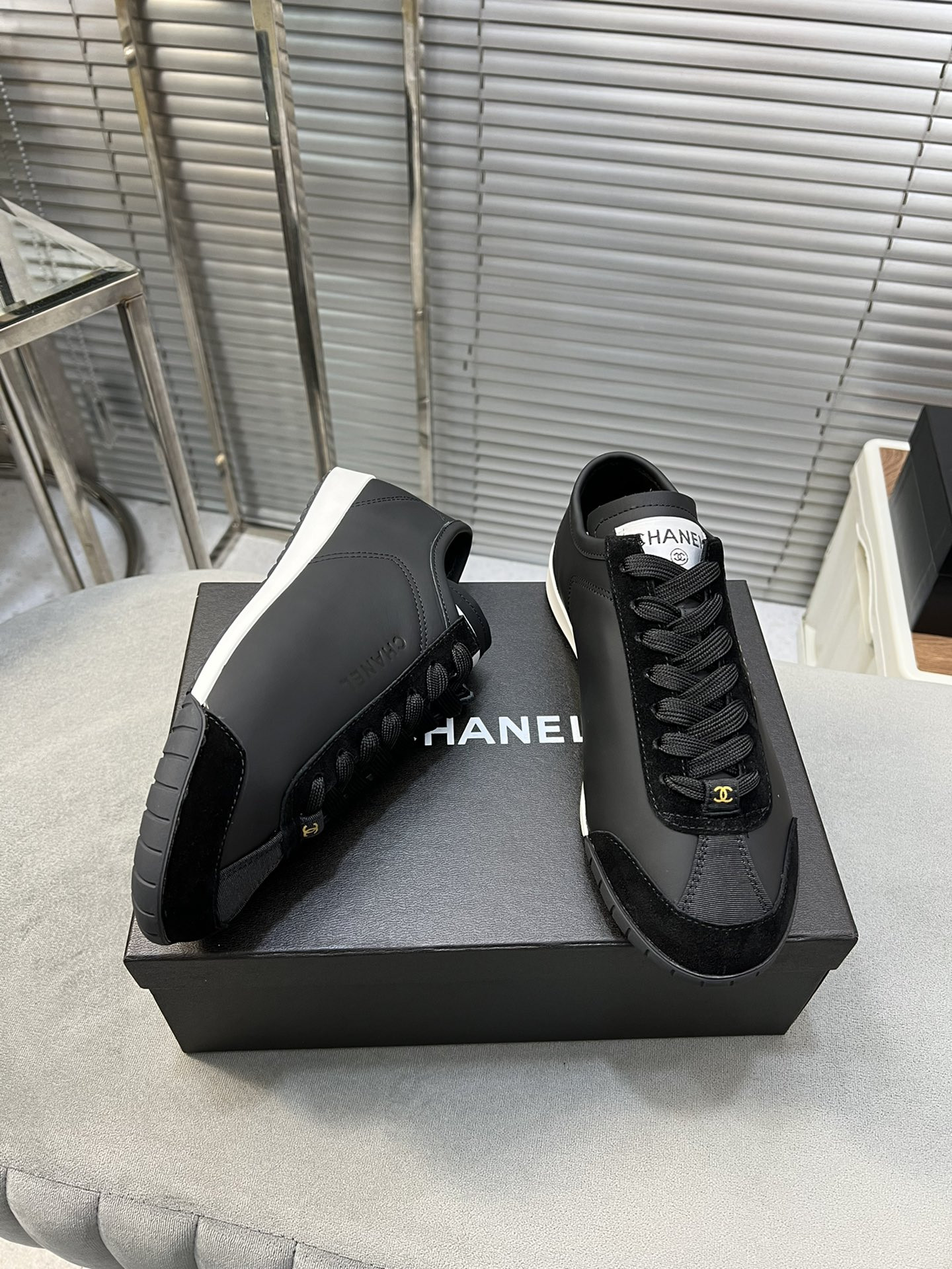 UA CHANEL SNEAKERS Calfskin & Suede Calfskin Black