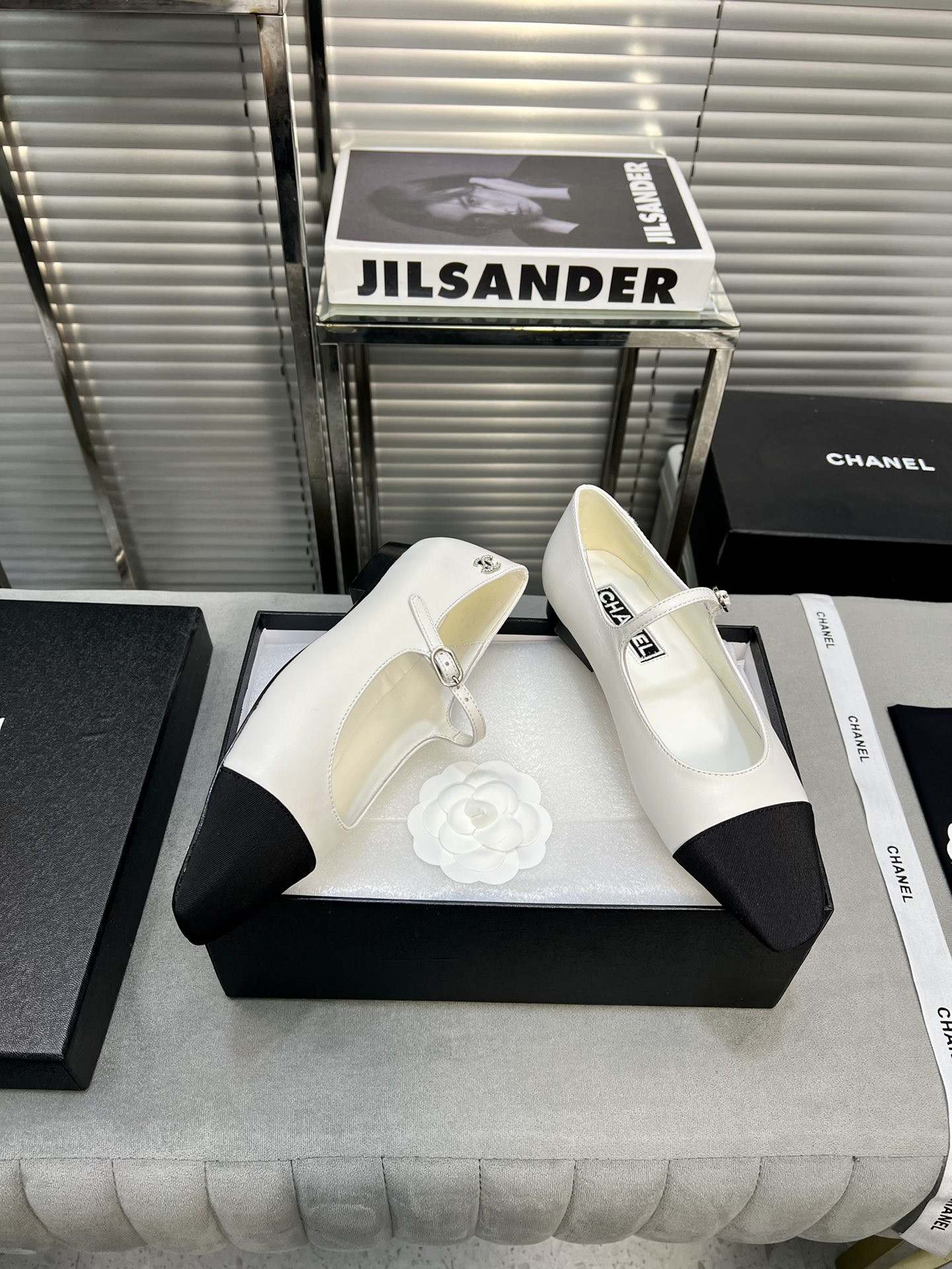 UA CHANEL MARY JANES Lambskin