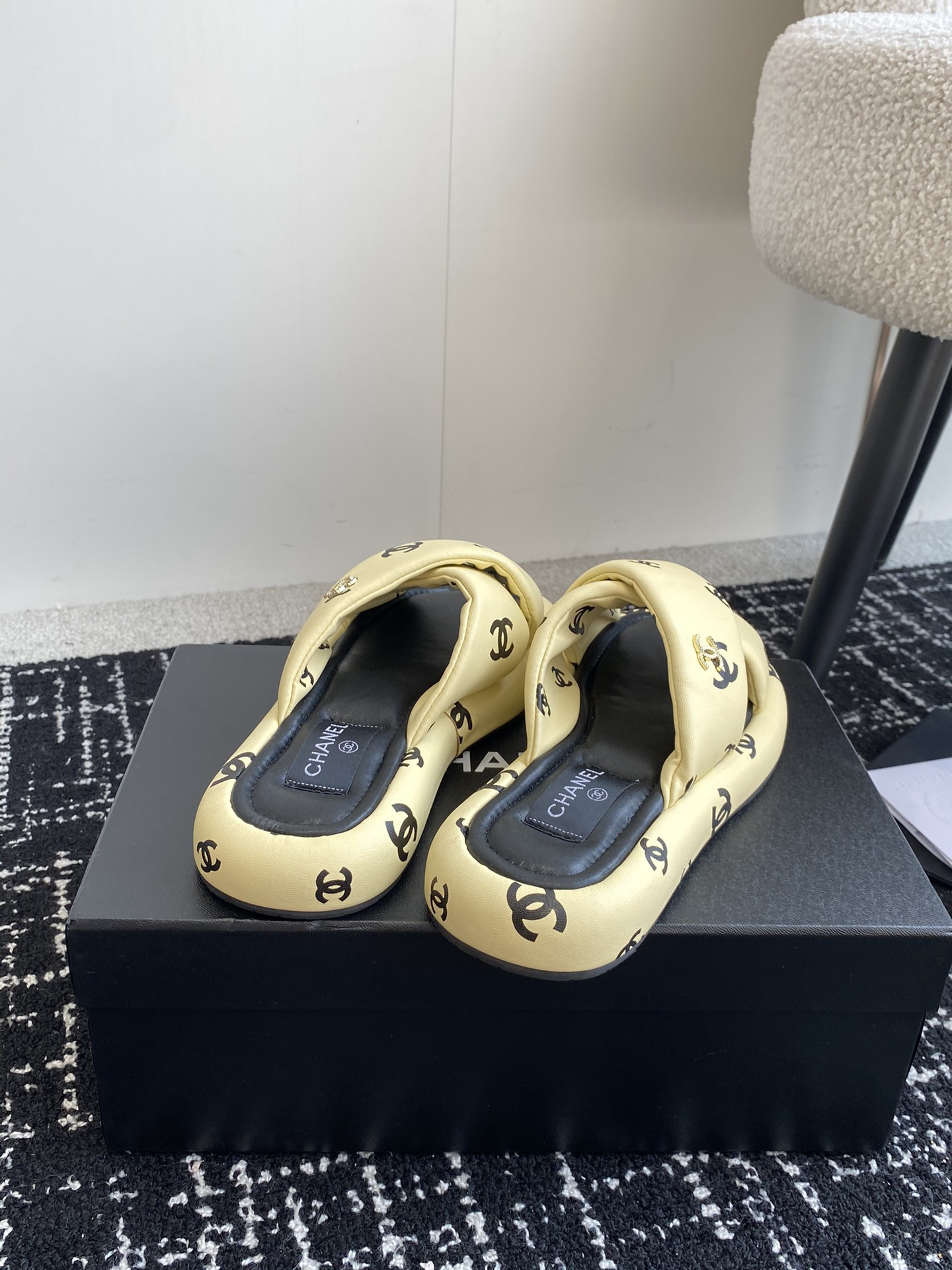 UA CHANEL SLIPPERS