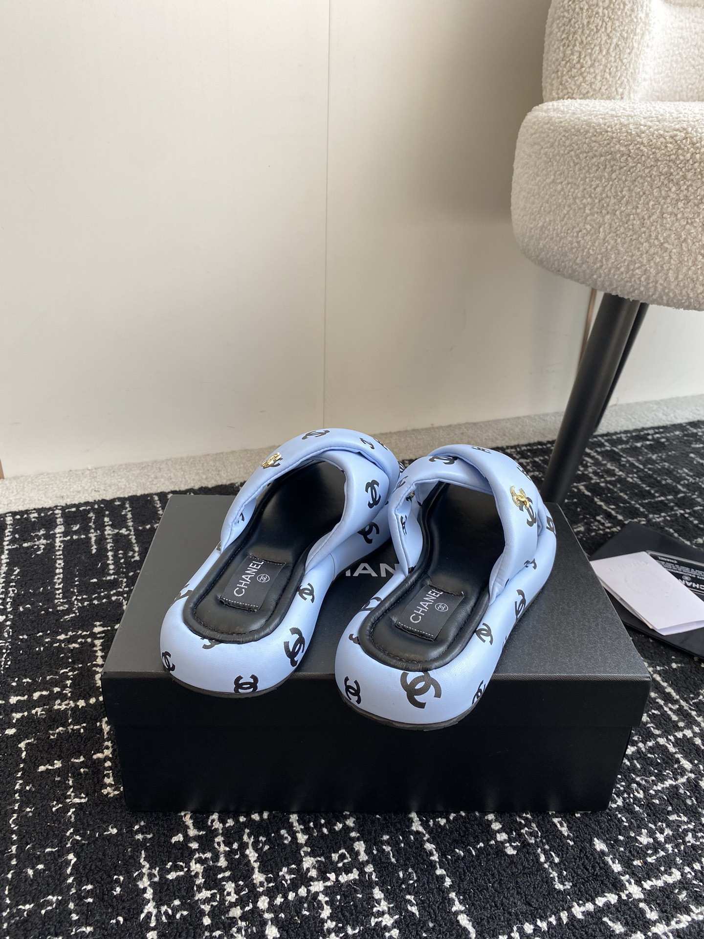 UA CHANEL SLIPPERS