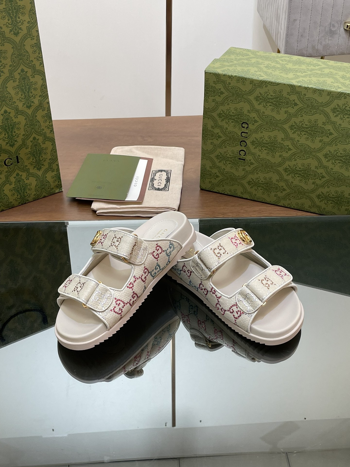 UA GUCCI WOMEN