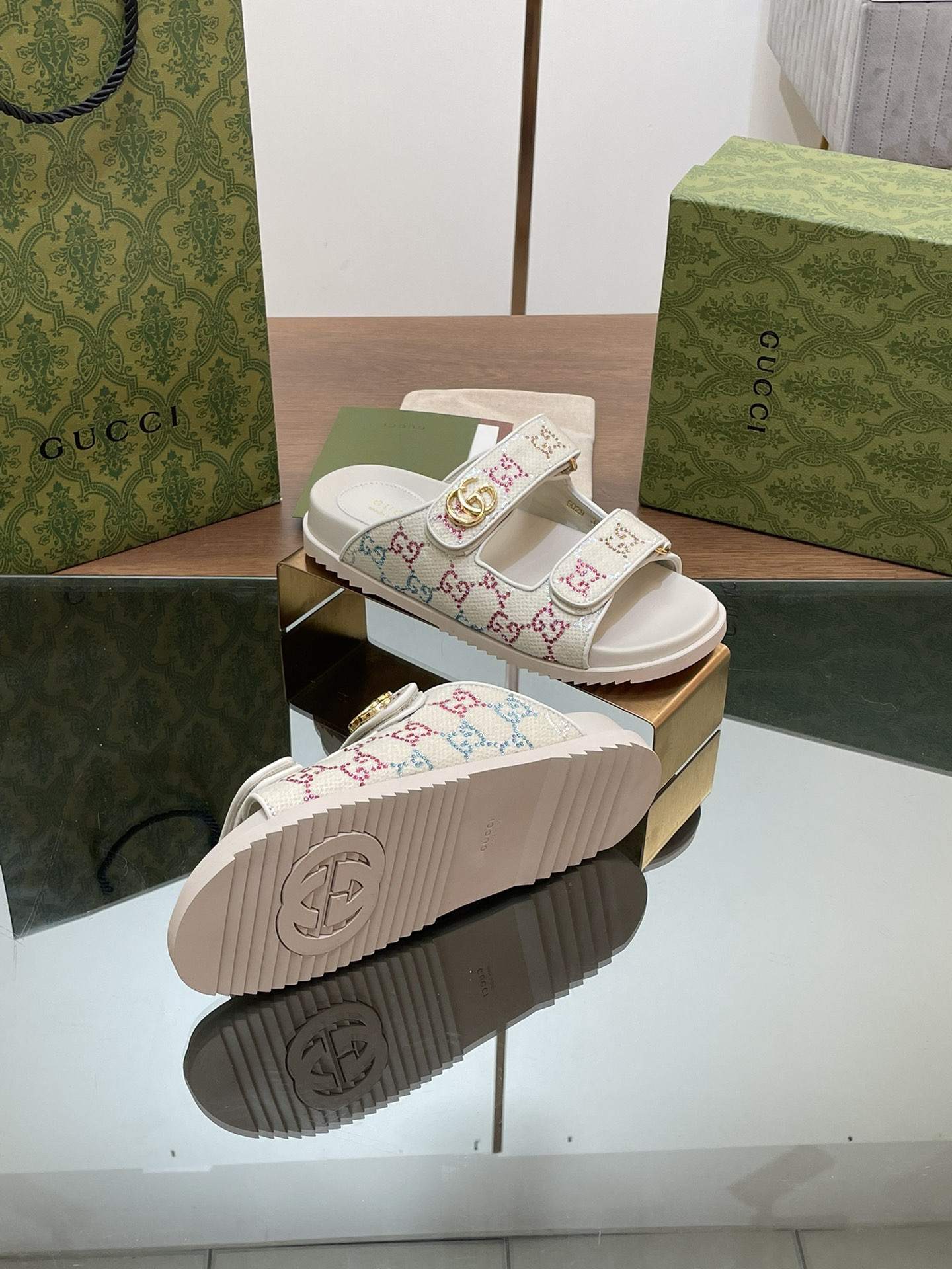 UA GUCCI WOMEN