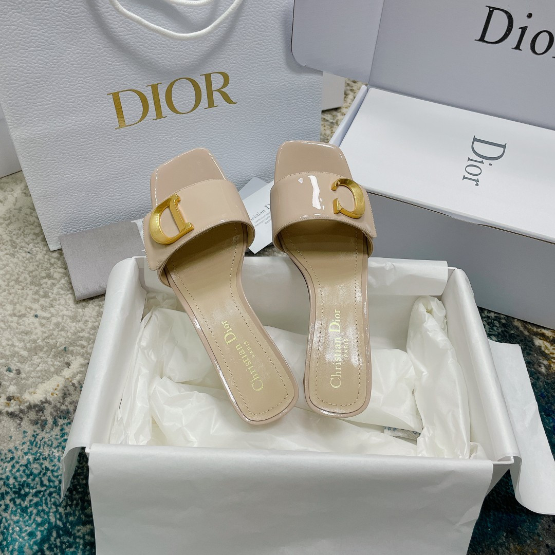 UA Dior Or C