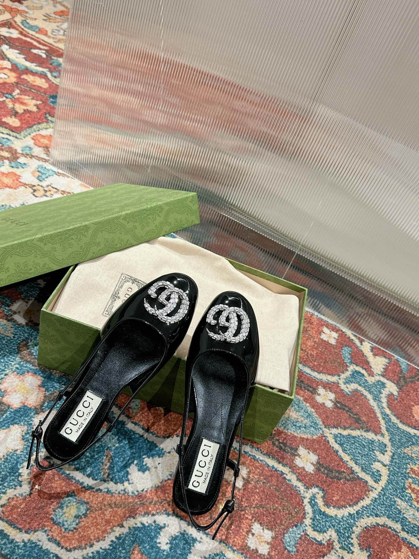 UA GUCCI BALLERINA WITH DOUBLE G