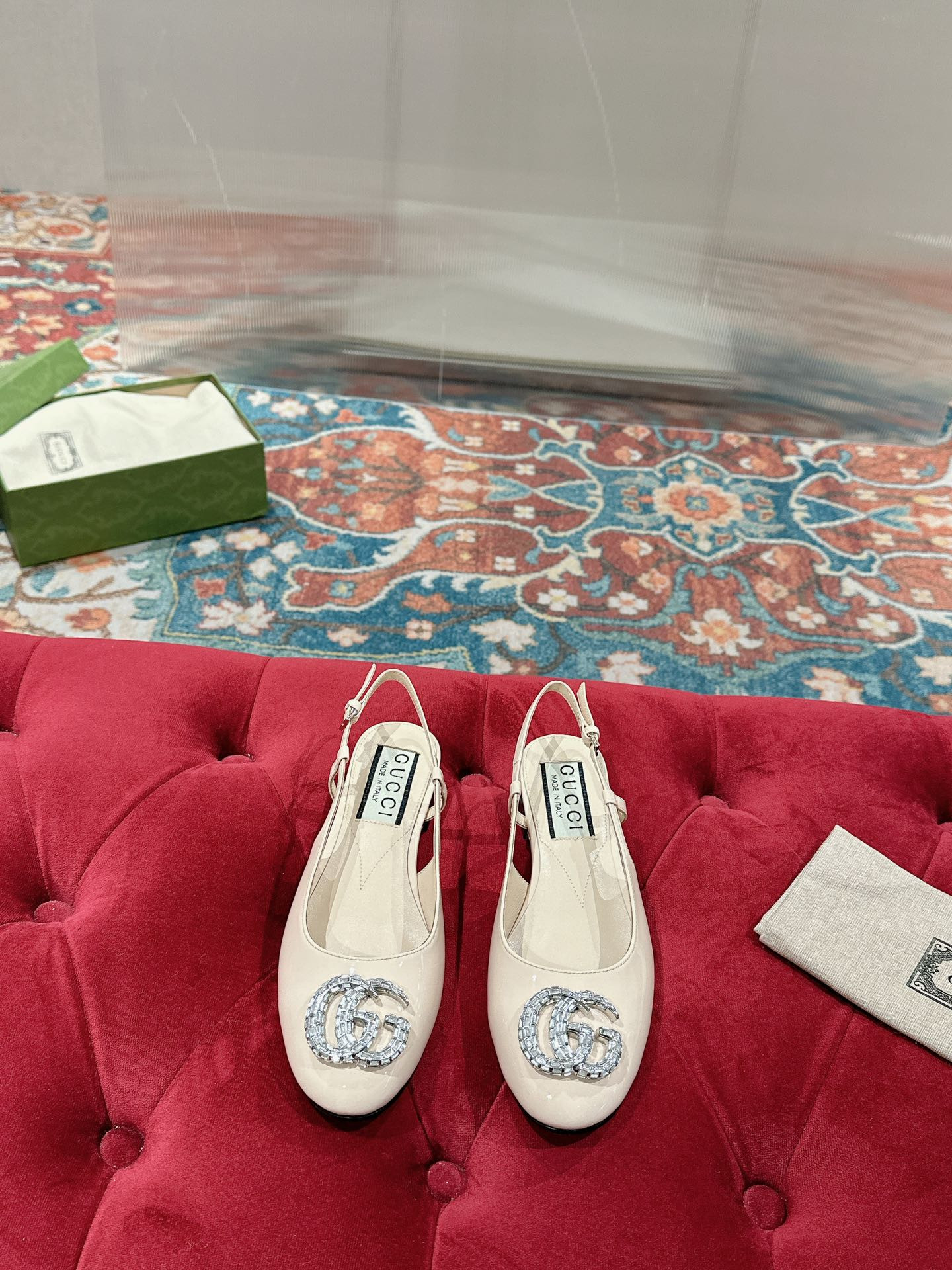 UA GUCCI BALLERINA WITH DOUBLE G