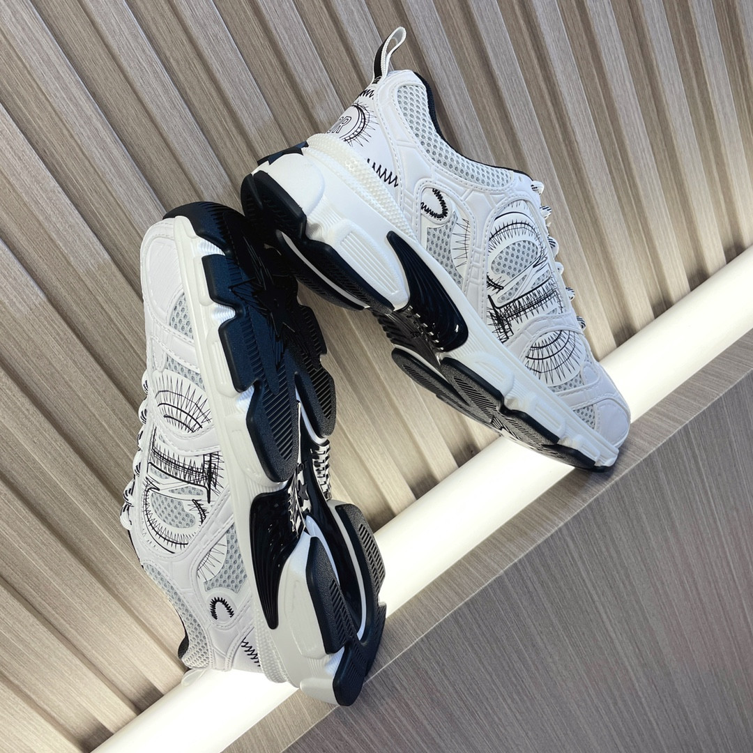 UA Dior Chrono Sneaker White and Black Mesh