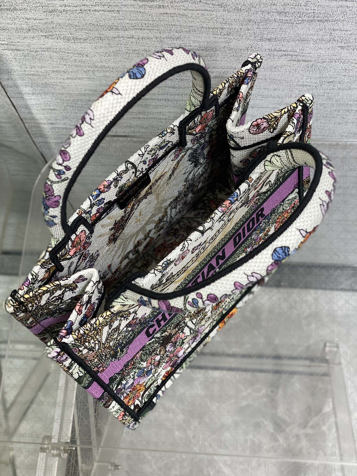 Small Dior Book Tote  Ecru Multicolor Dior 4 Saisons Été Soleil Embroidery 26x8x22cm