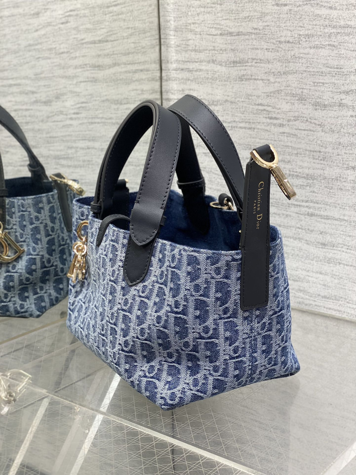 Small Dior Toujours Bag Blue Denim Dior Oblique Jacquard 23 x15 x15cm