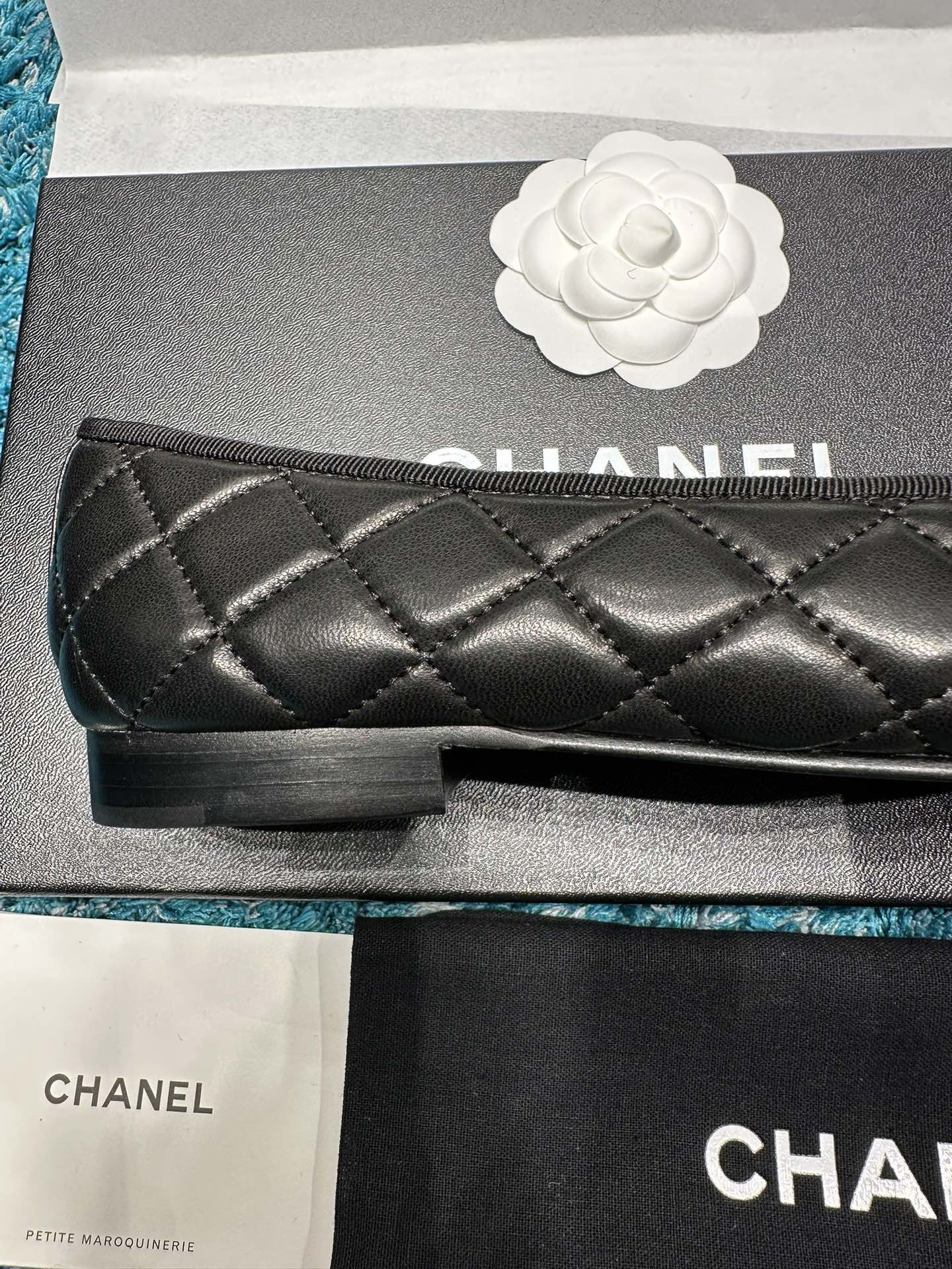 UA CHANEL BALLET FLATS