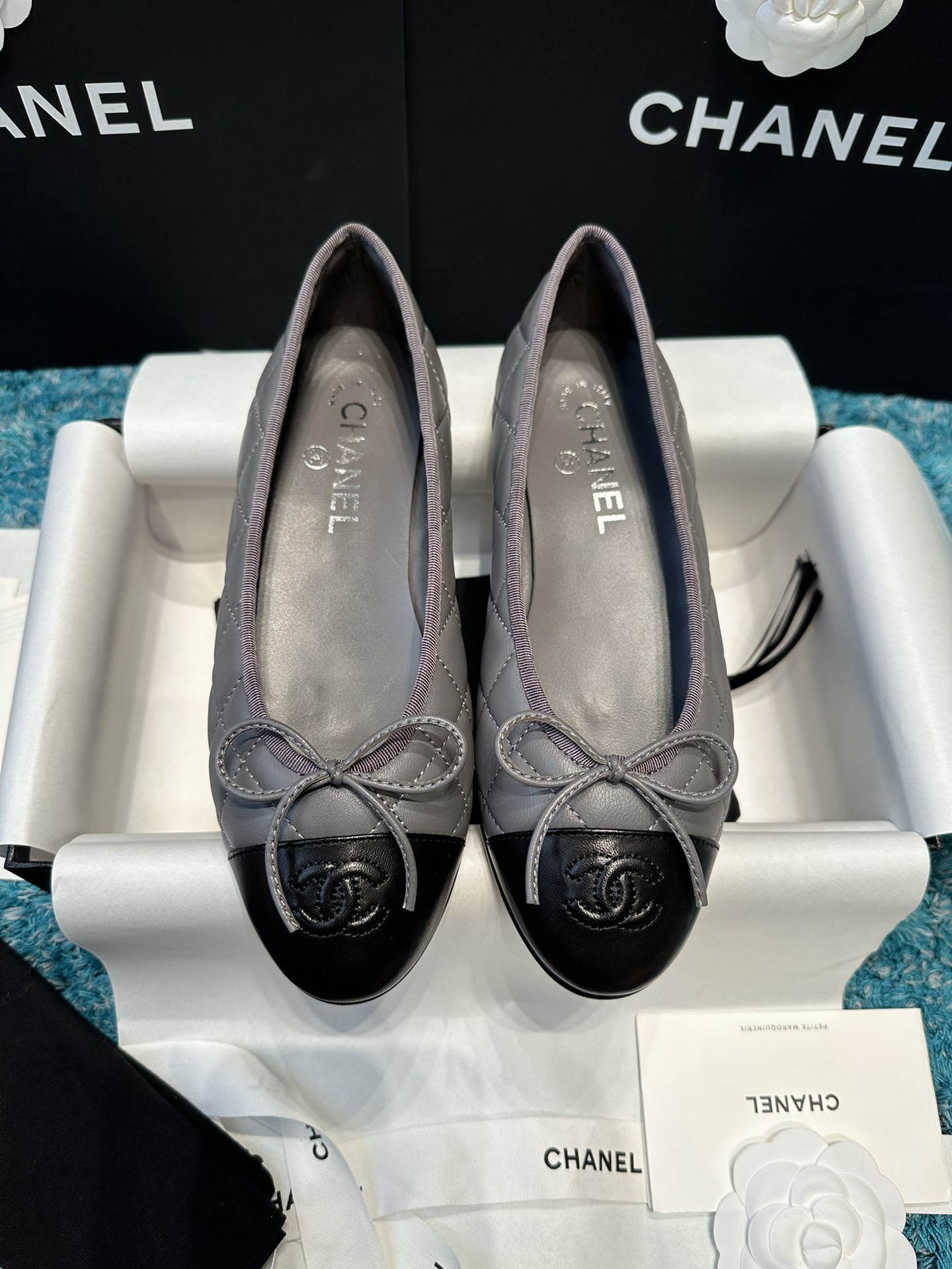 UA CHANEL BALLET FLATS