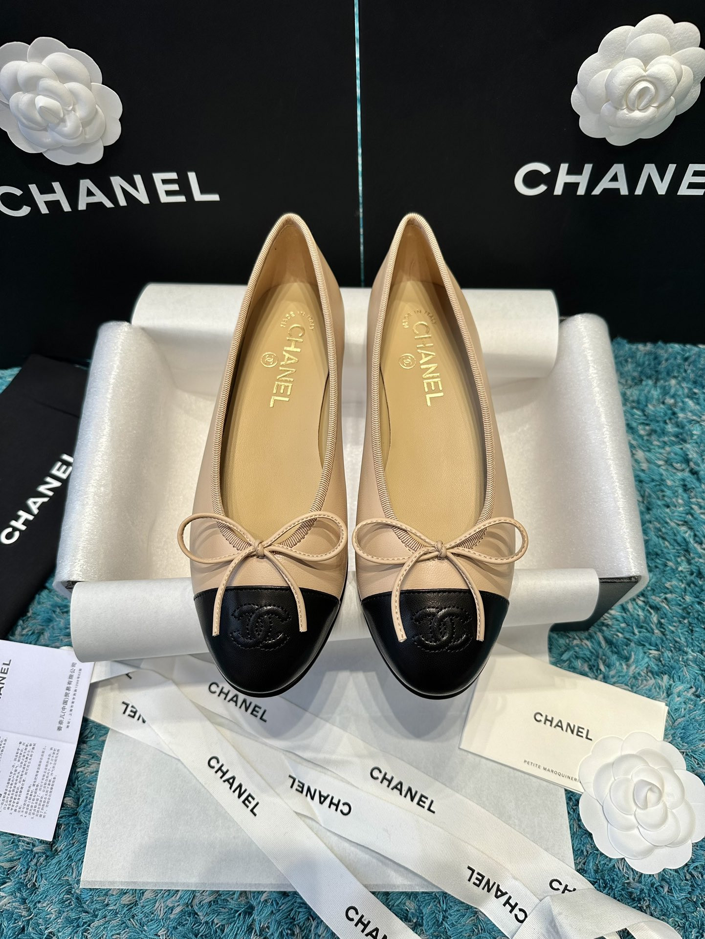 UA CHANEL BALLET FLATS