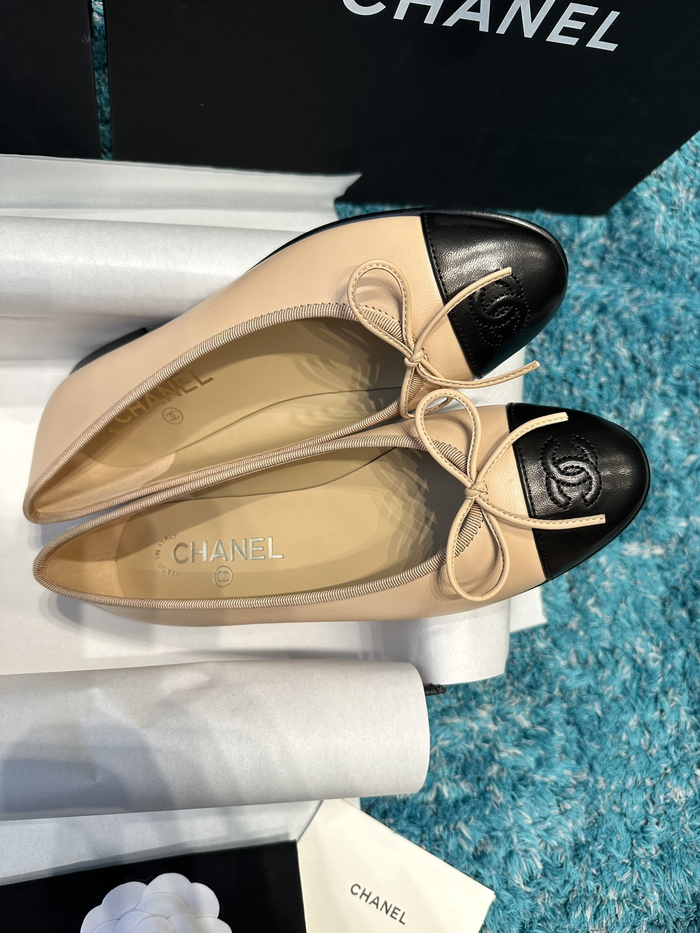UA CHANEL BALLET FLATS