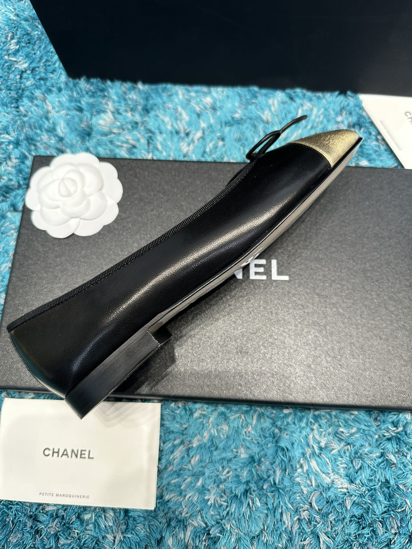 UA CHANEL BALLET FLATS