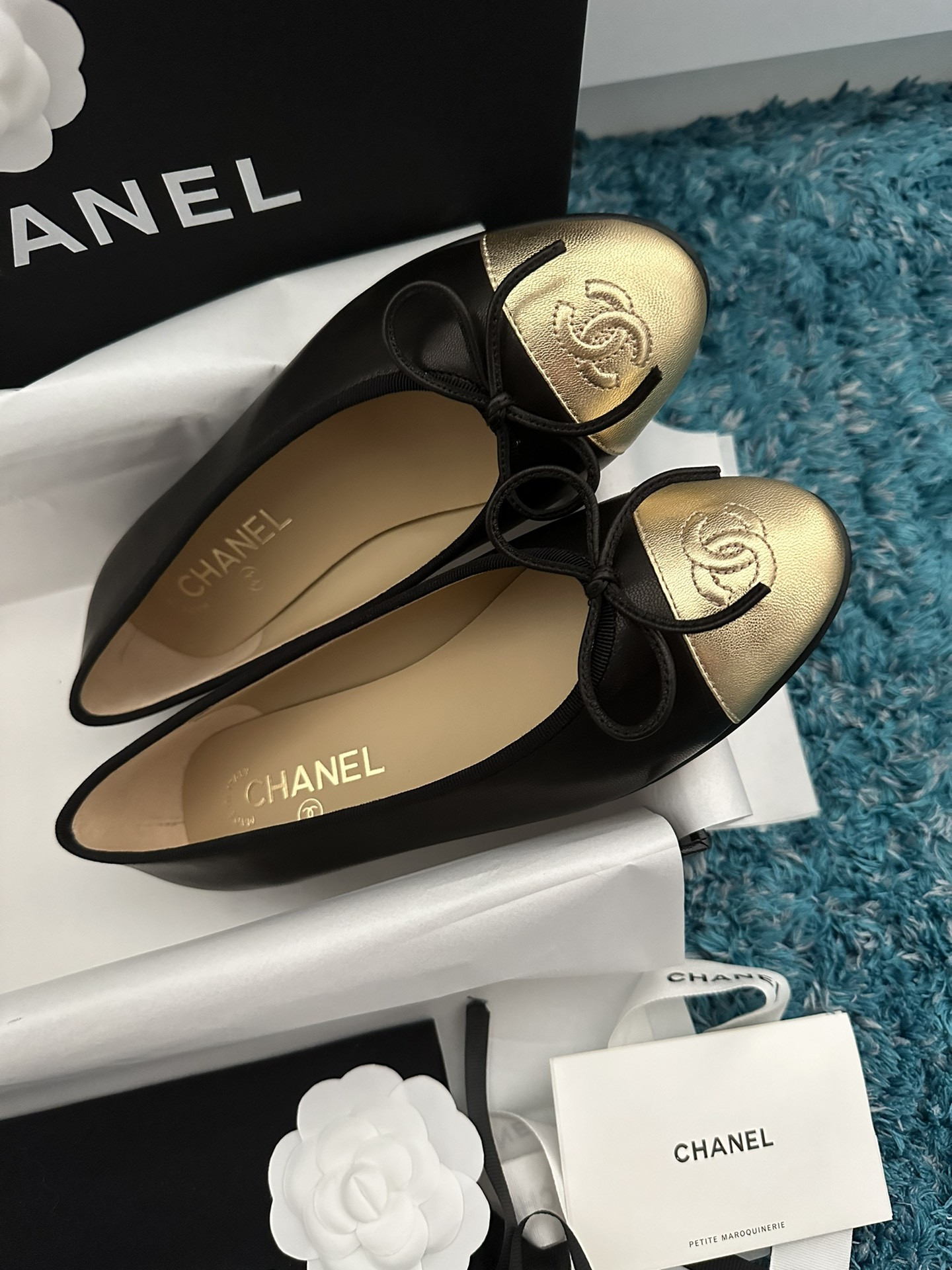 UA CHANEL BALLET FLATS