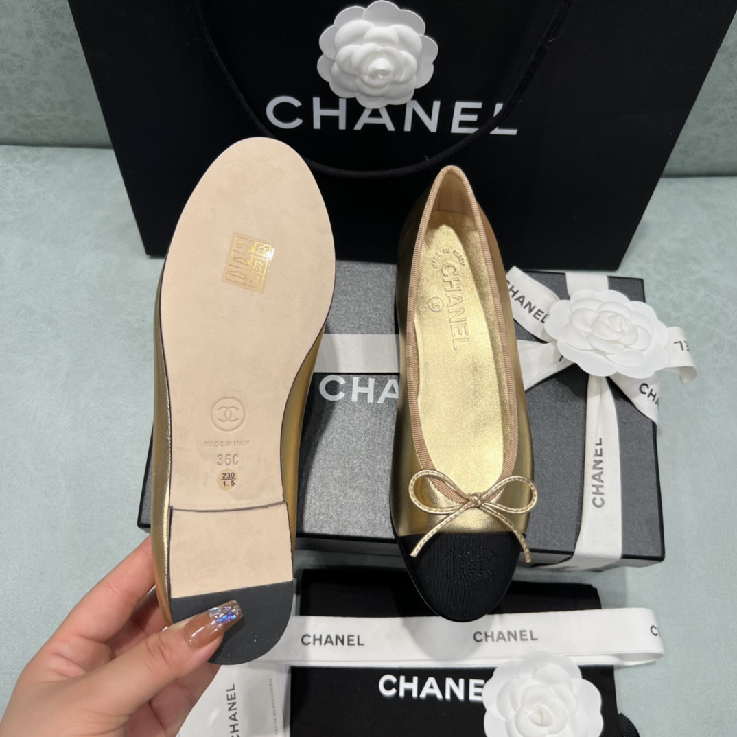 UA CHANEL BALLET FLATS