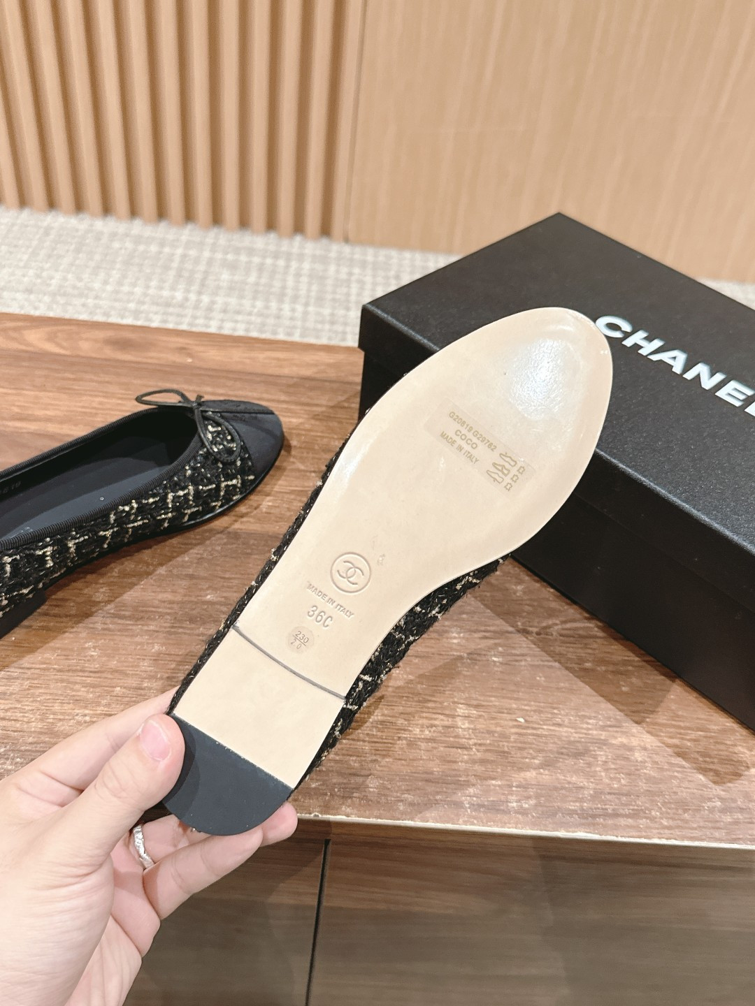 UA CHANEL BALLET FLATS