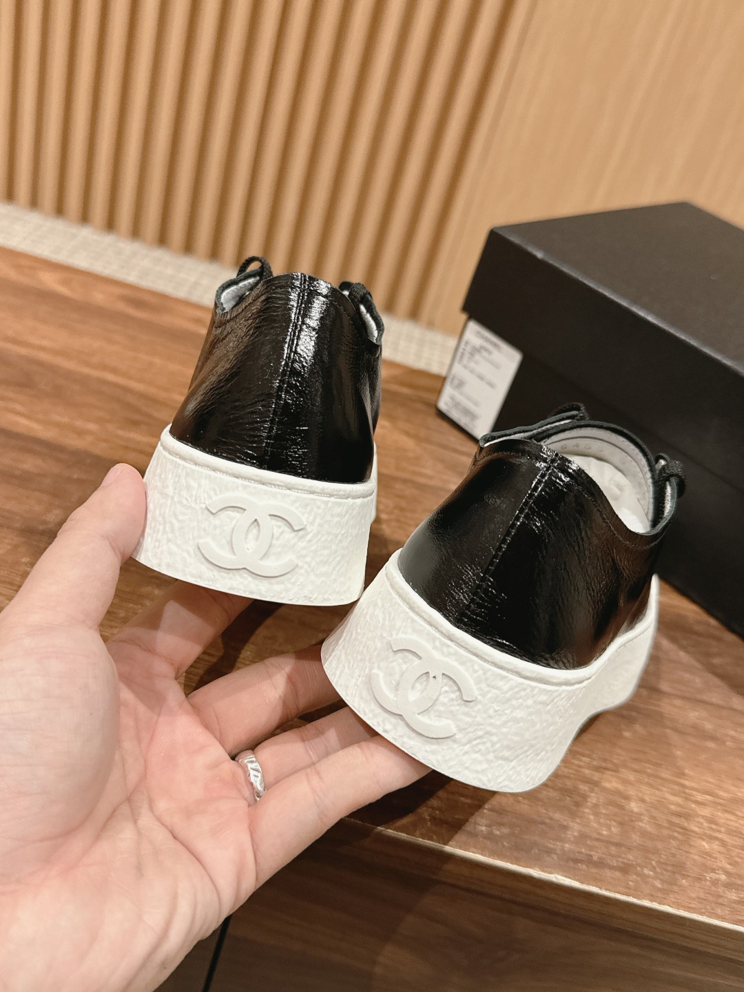 UA CHANEL SNEAKER