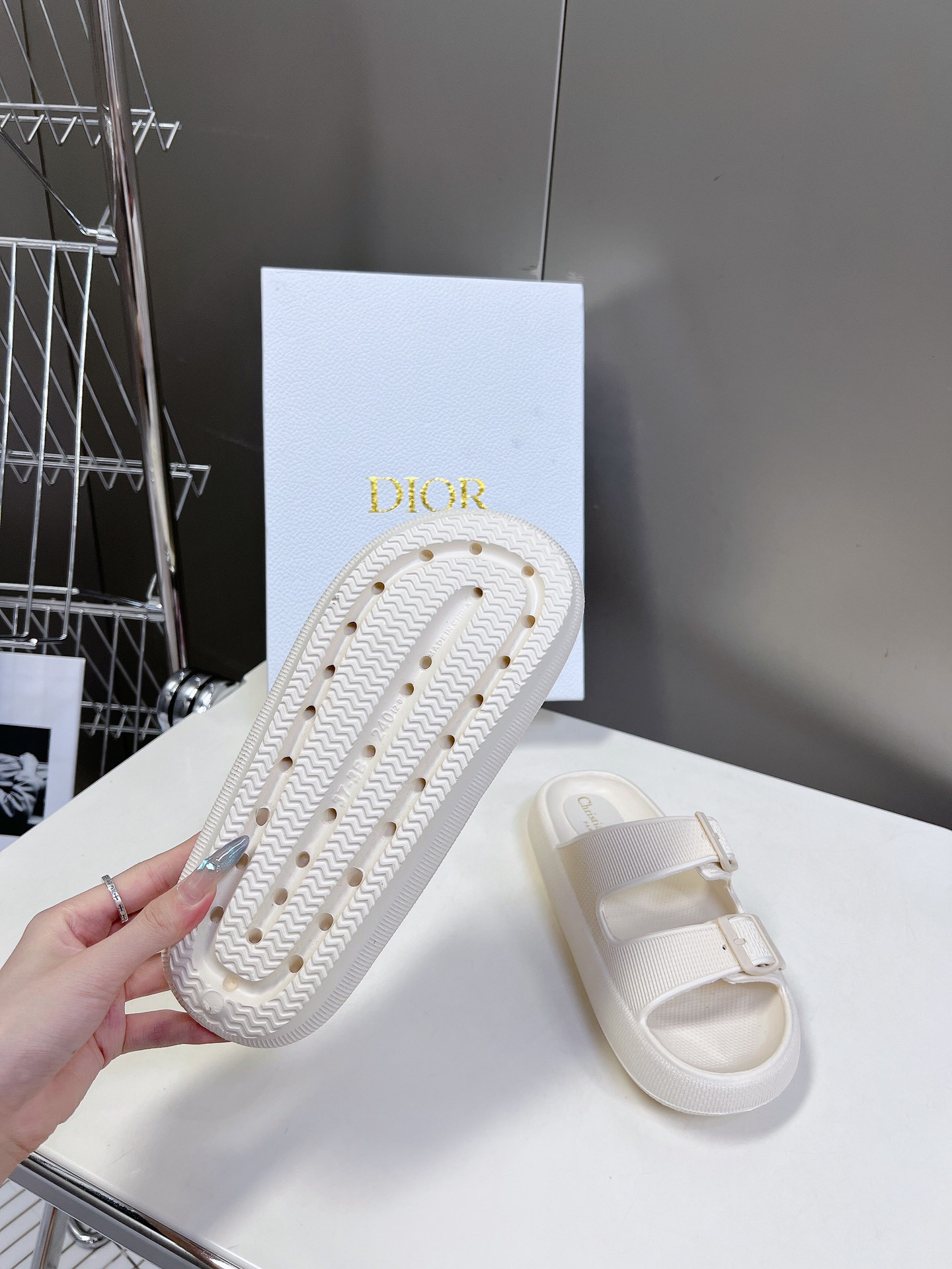 UA Dior Slide