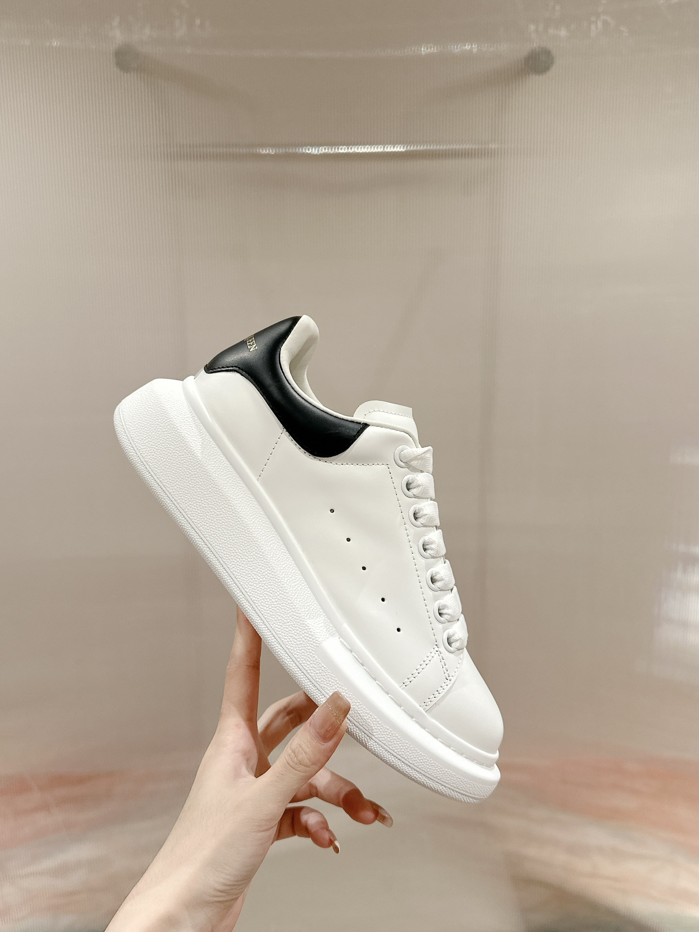 UA Alexander McQueen Oversized  White Black